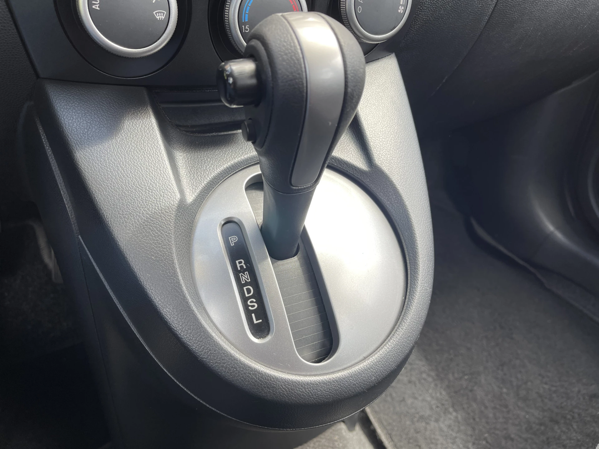 Hoofdafbeelding Mazda 2