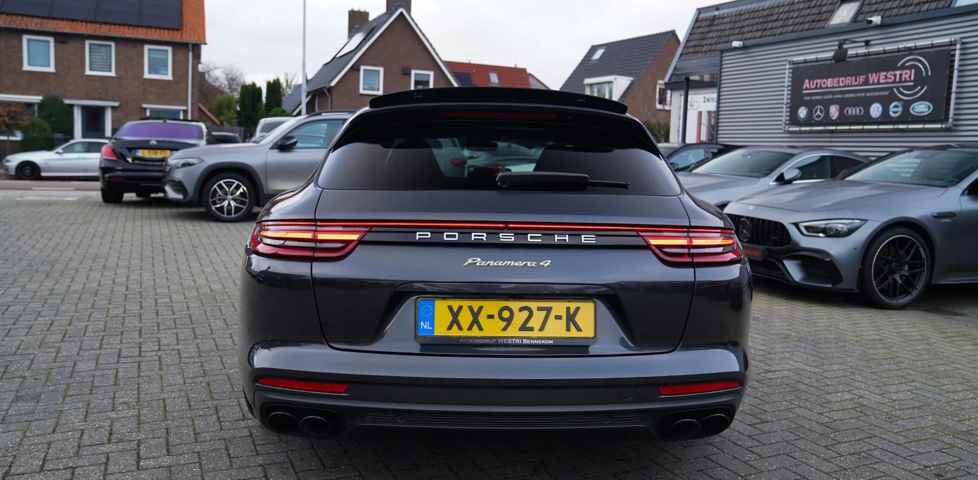 Hoofdafbeelding Porsche Panamera
