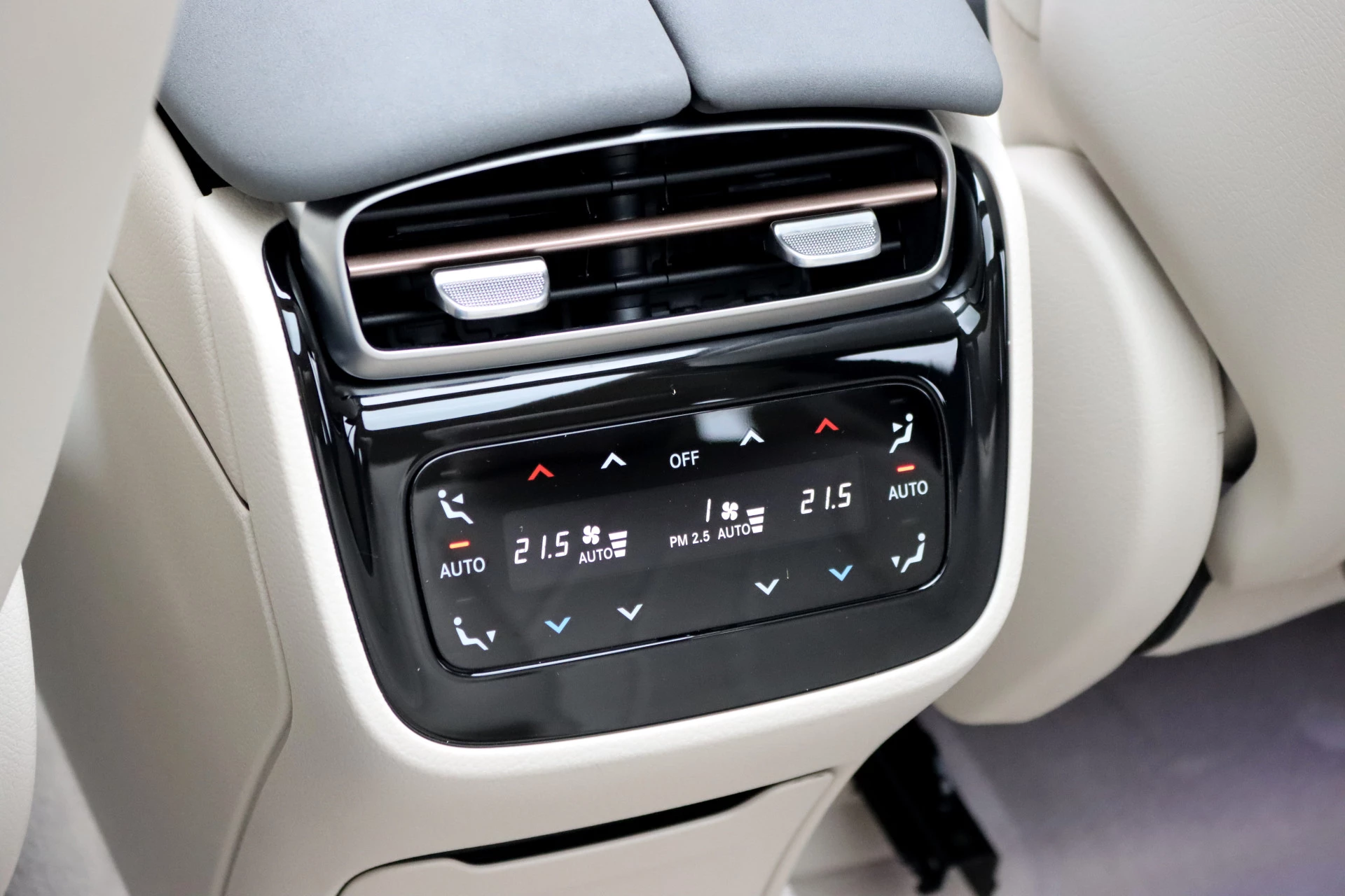 Hoofdafbeelding Mercedes-Benz EQS