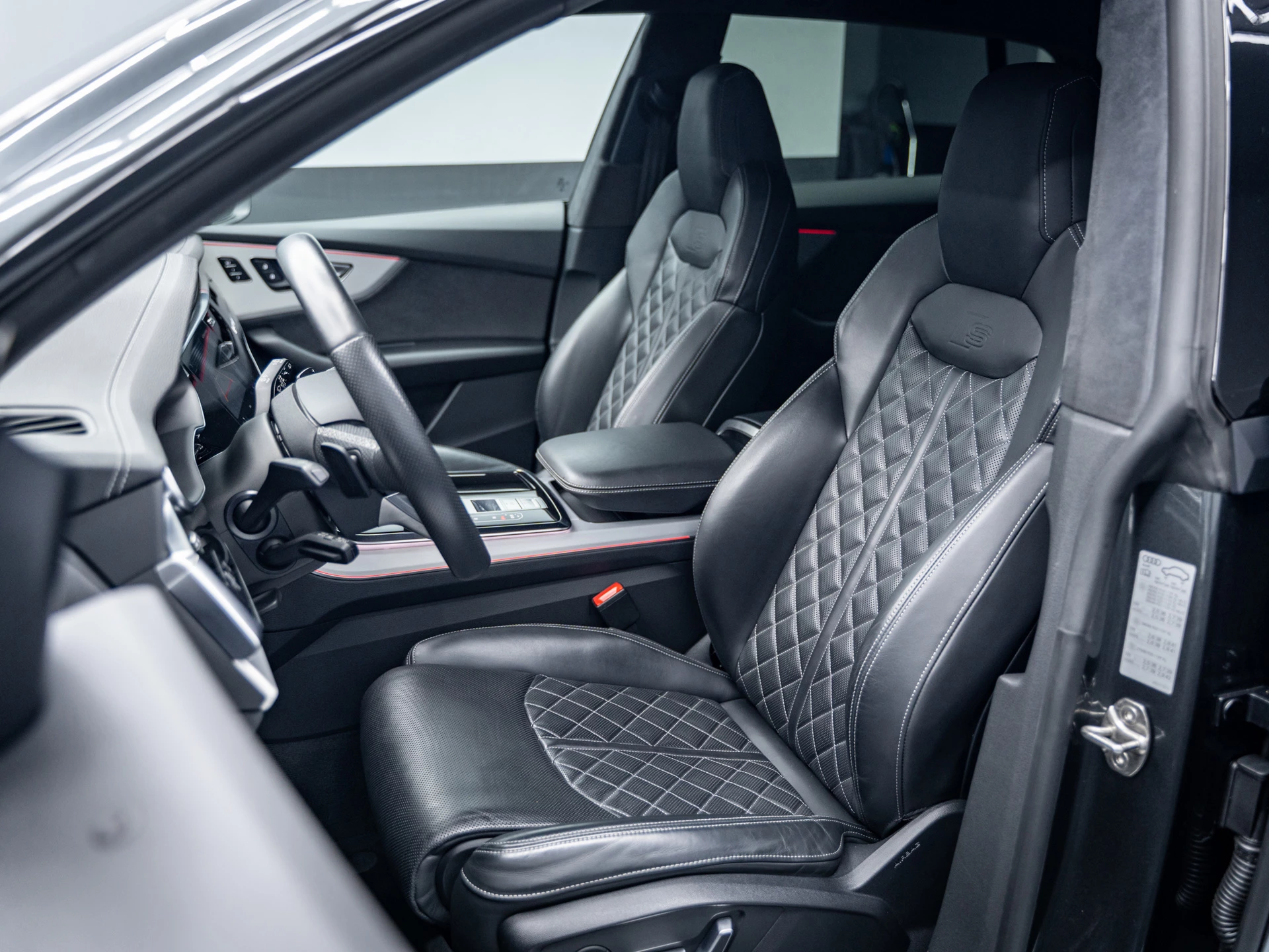 Hoofdafbeelding Audi Q8