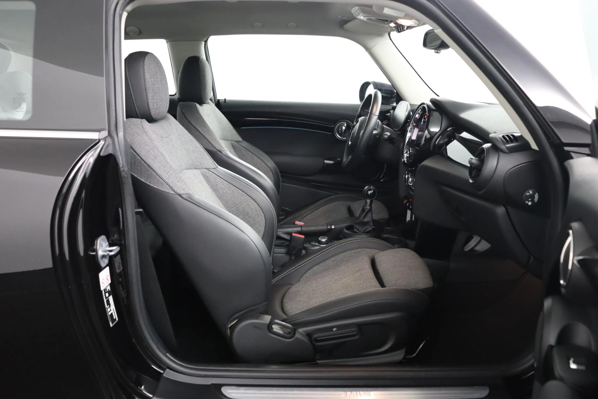 Hoofdafbeelding MINI One