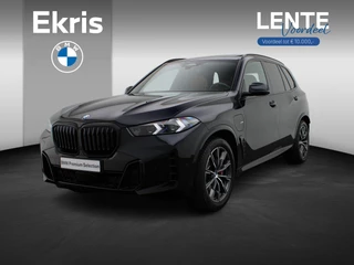 BMW X5 xDrive50e M Sportpakket Pro | Travel Pack | Innovation Pack | Trekhaak | Panoramadak | Harman Kardon | 20" | Lentevoordeel