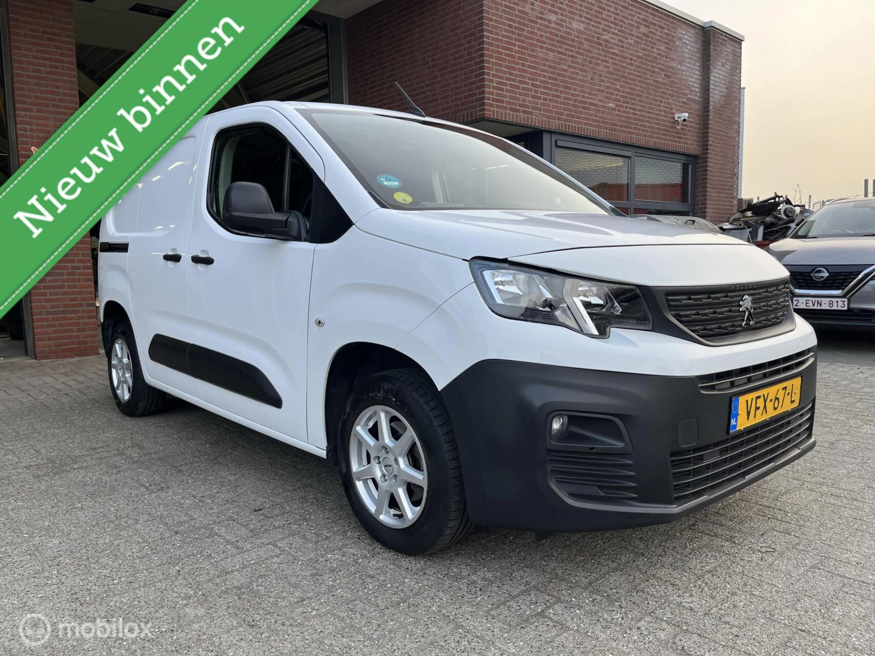 Hoofdafbeelding Peugeot Partner