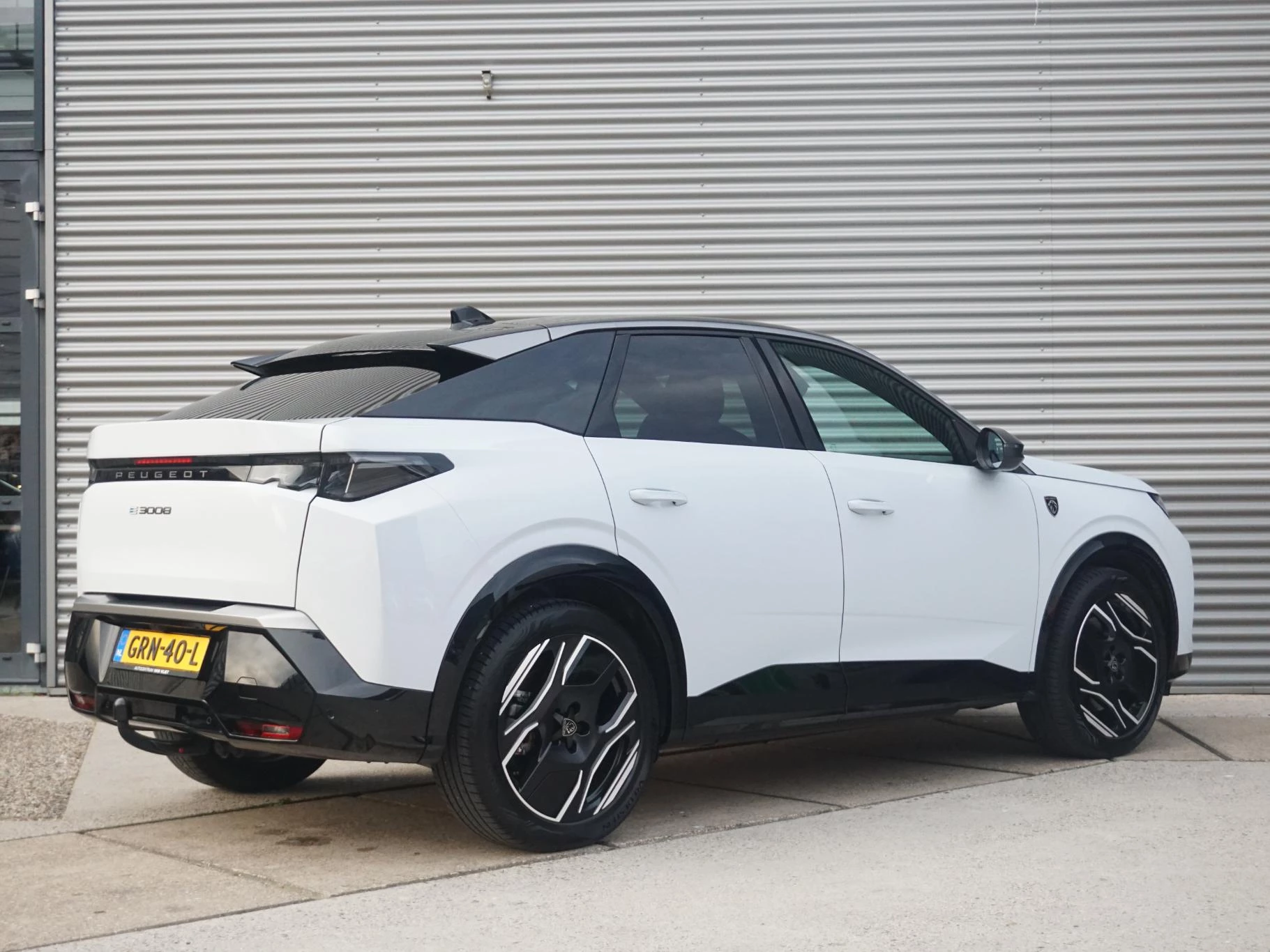 Hoofdafbeelding Peugeot e-3008