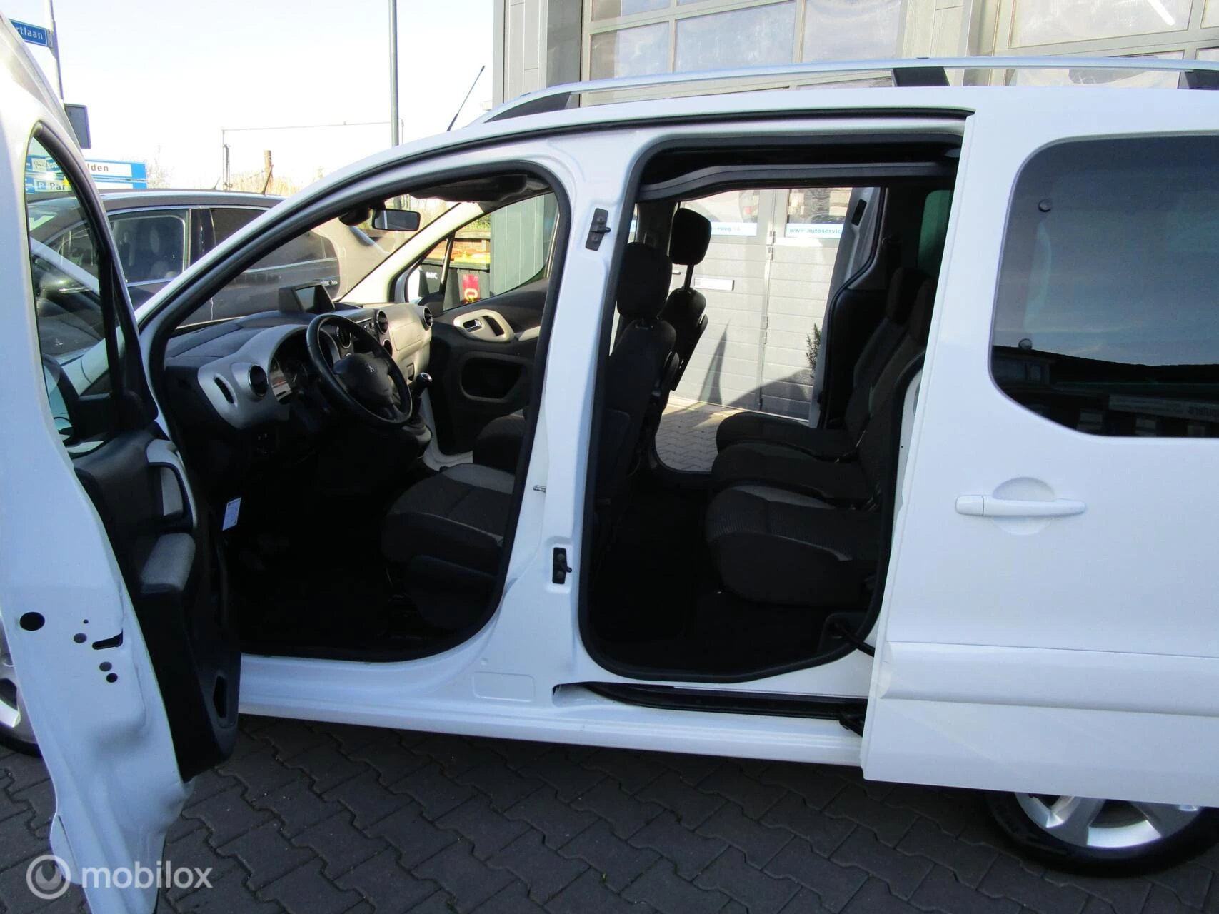 Hoofdafbeelding Peugeot Partner