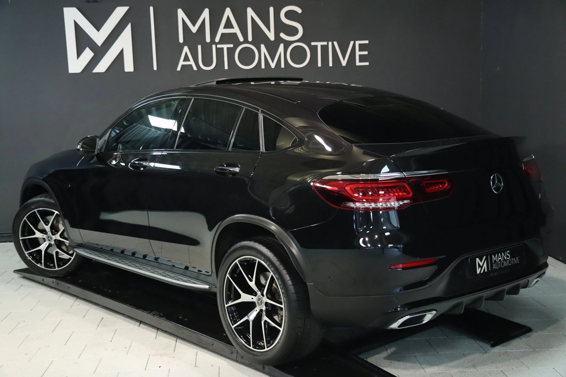 Hoofdafbeelding Mercedes-Benz GLC