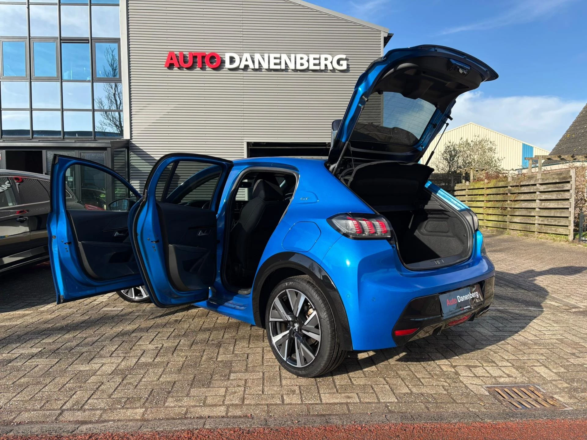 Hoofdafbeelding Peugeot 208