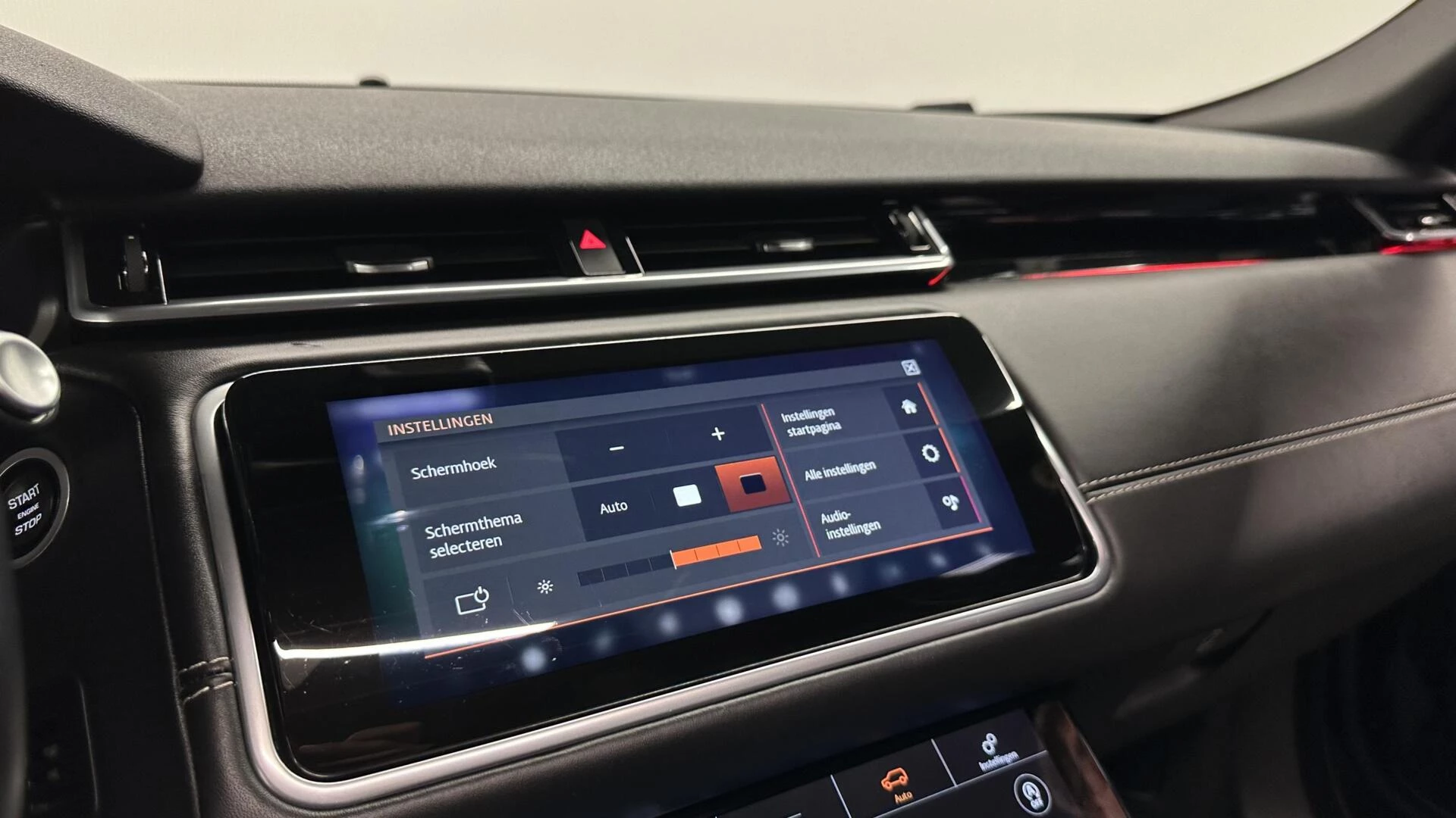 Hoofdafbeelding Land Rover Range Rover Velar