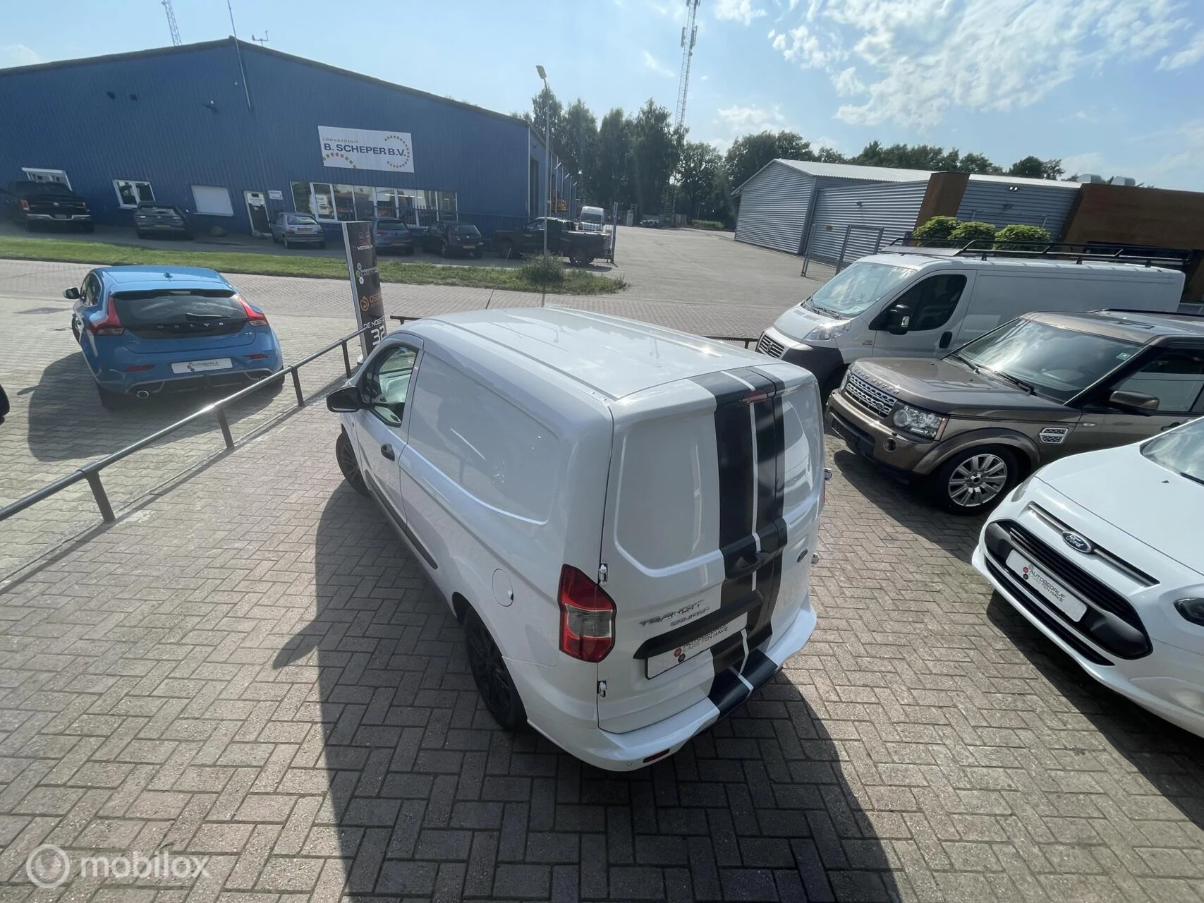 Hoofdafbeelding Ford Transit Courier