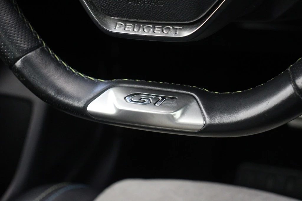 Hoofdafbeelding Peugeot e-208