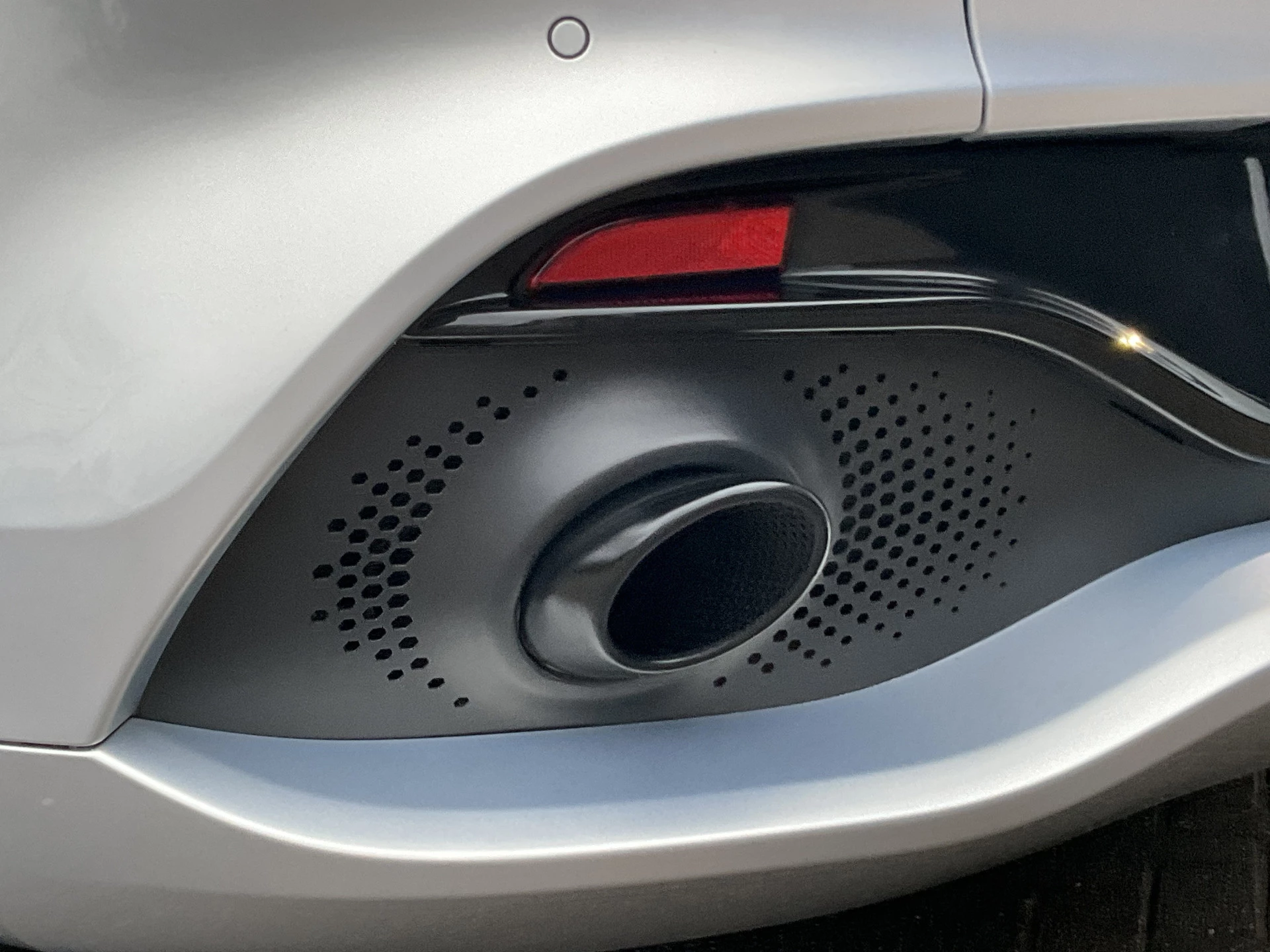 Hoofdafbeelding Aston Martin DBX