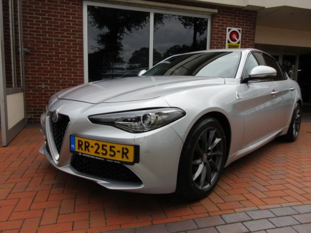 Hoofdafbeelding Alfa Romeo Giulia