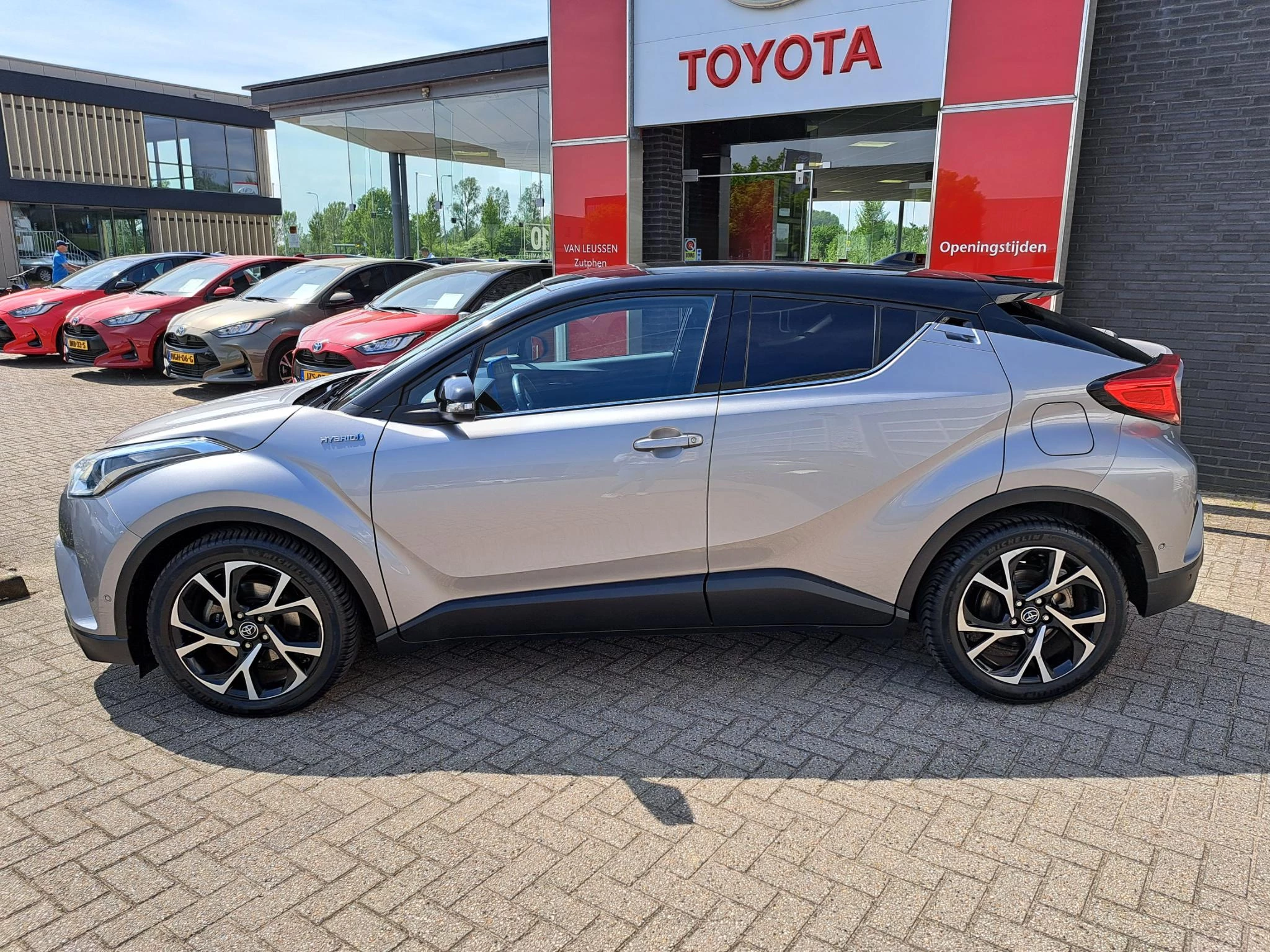Hoofdafbeelding Toyota C-HR
