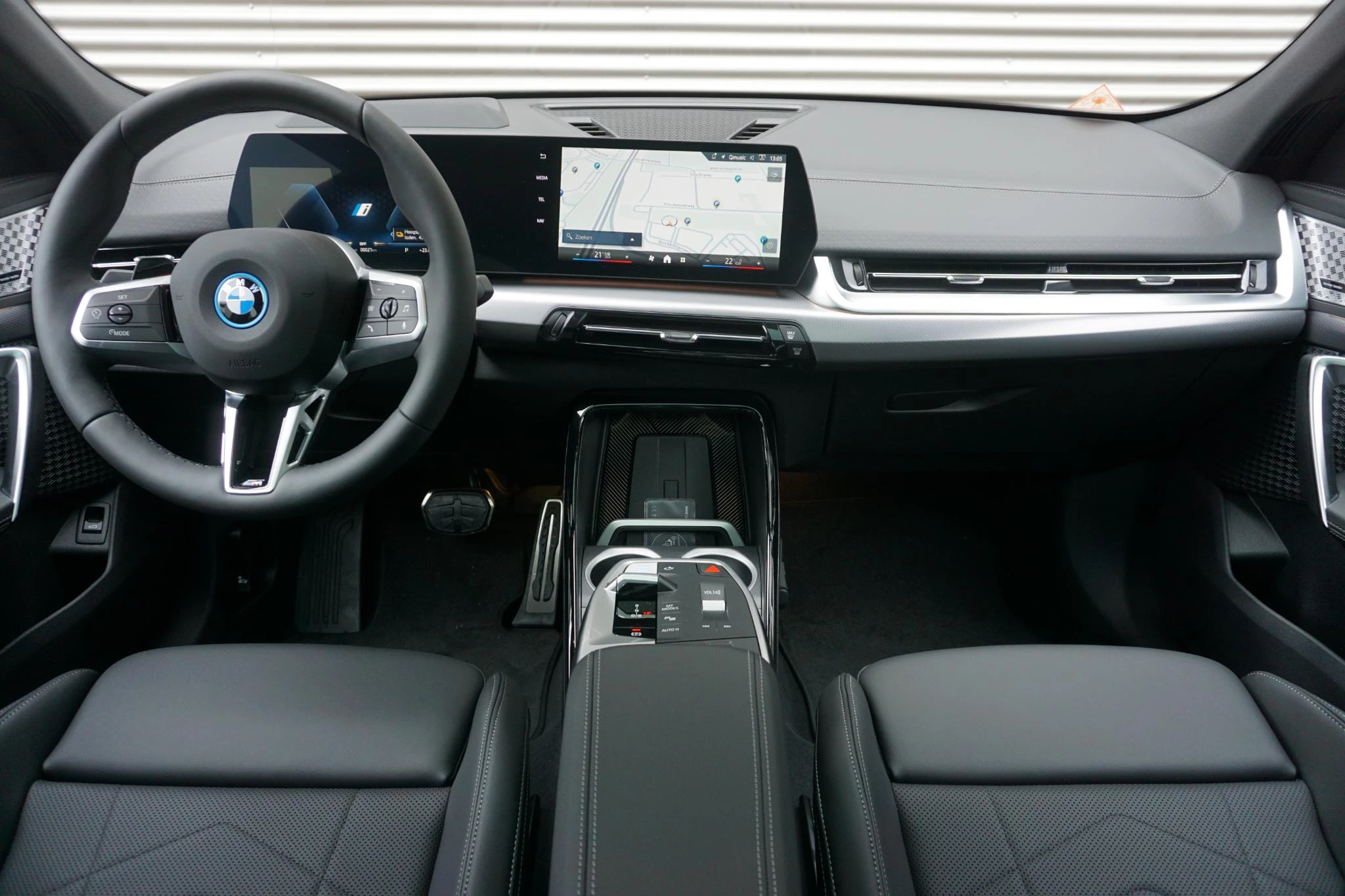 Hoofdafbeelding BMW iX2