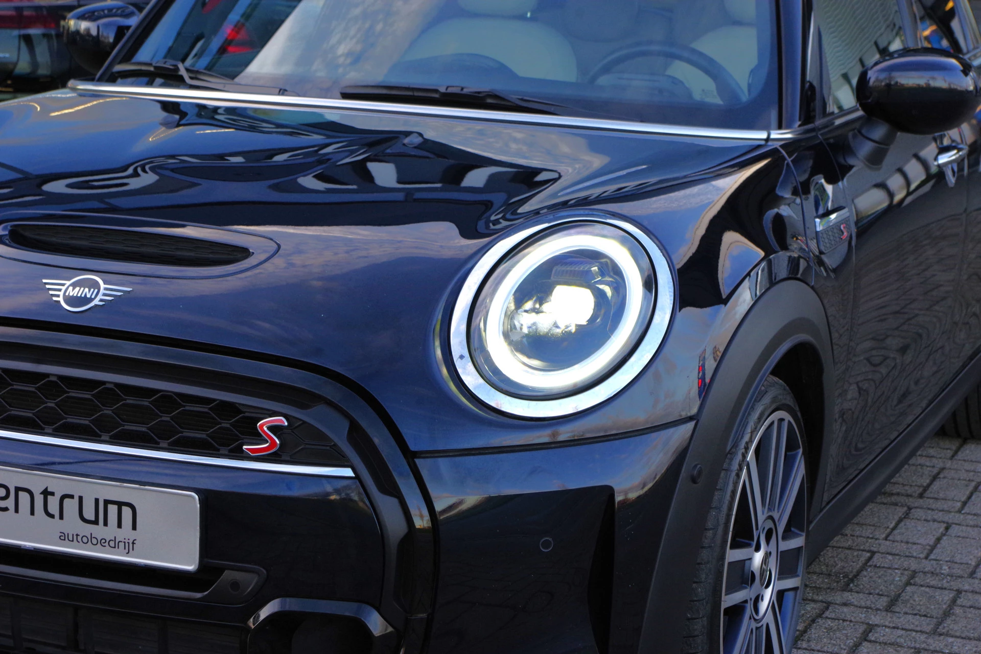 Hoofdafbeelding MINI 5-deurs