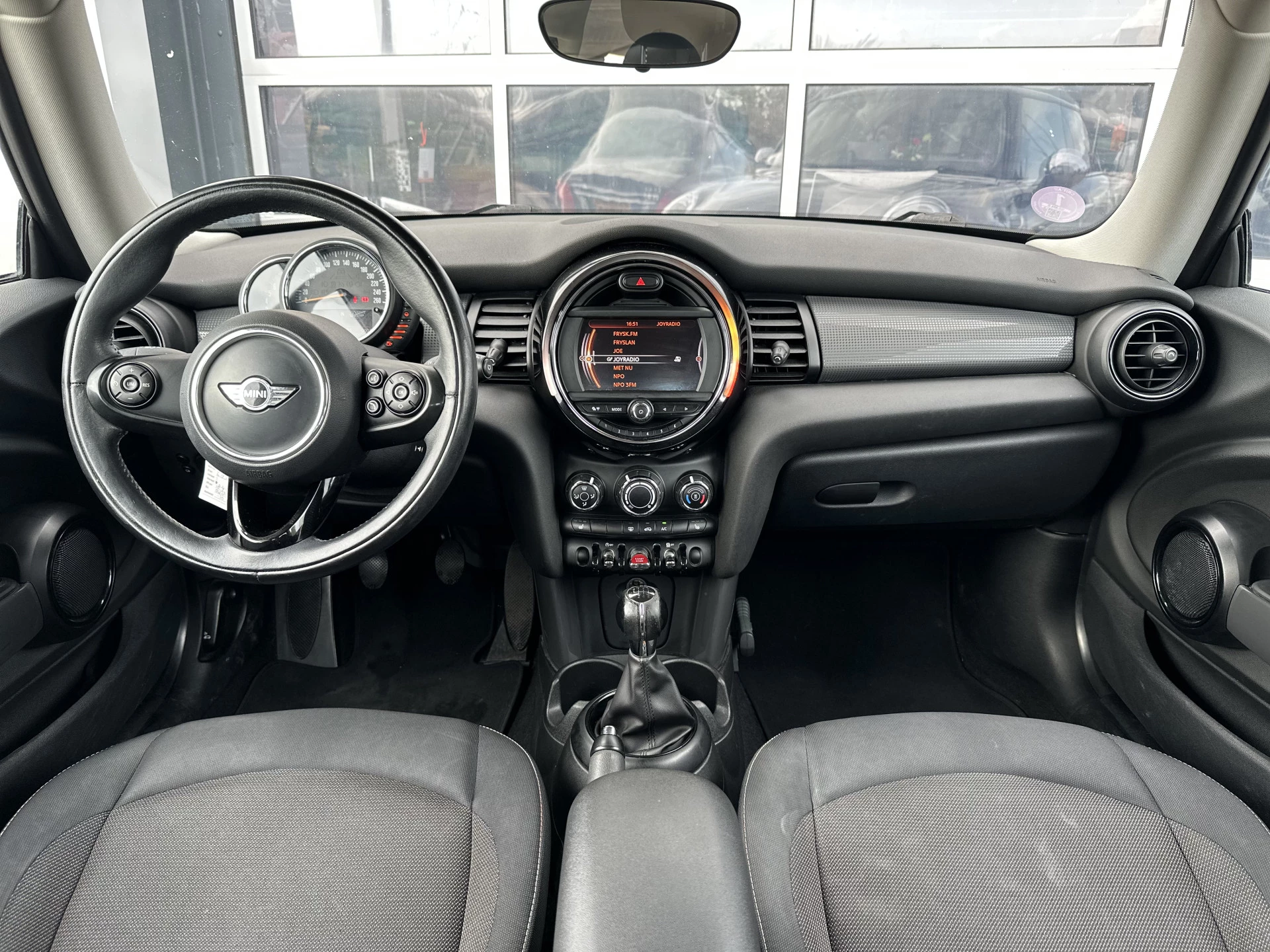 Hoofdafbeelding MINI Cooper