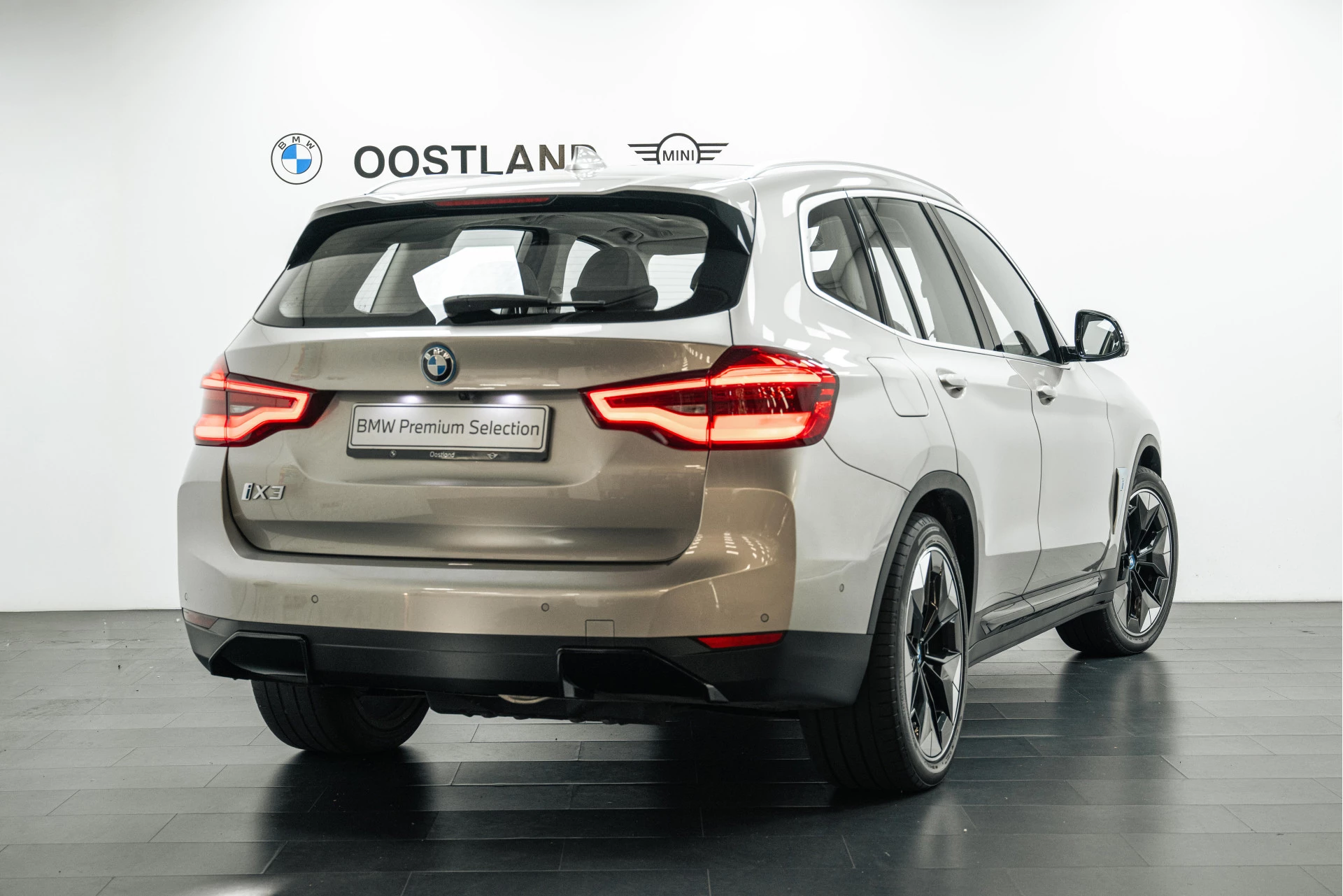 Hoofdafbeelding BMW iX3