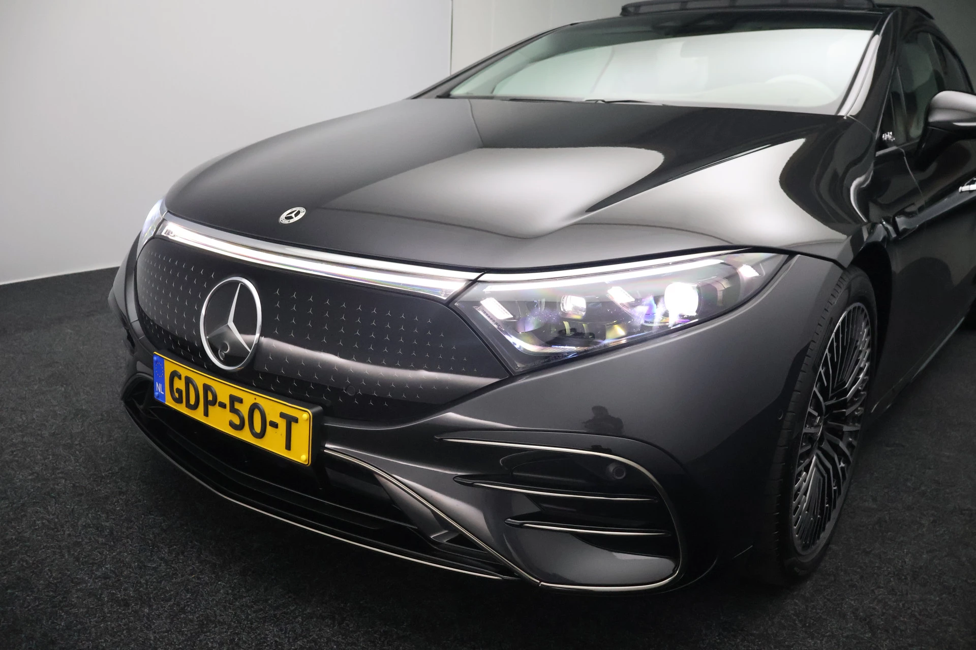 Hoofdafbeelding Mercedes-Benz EQS