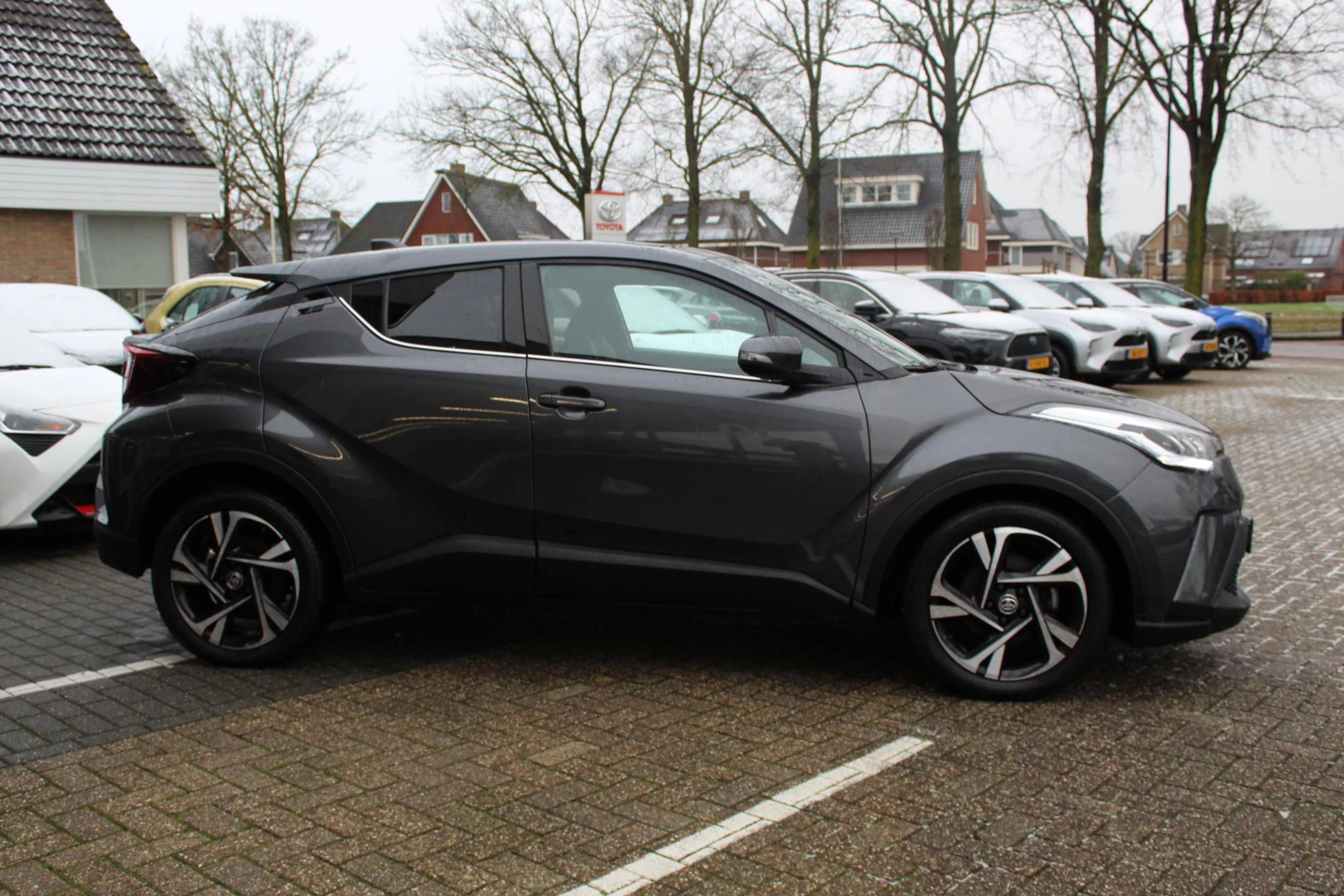 Hoofdafbeelding Toyota C-HR