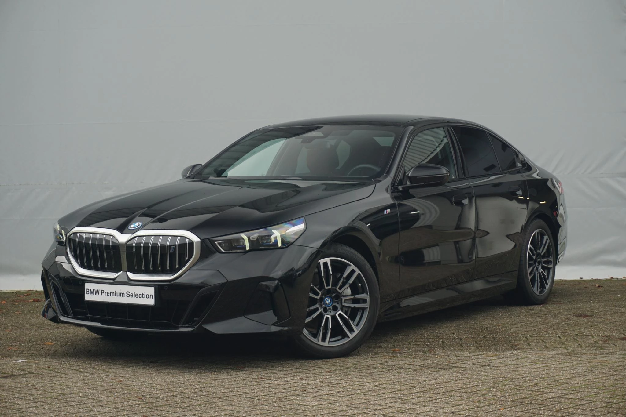 Hoofdafbeelding BMW i5