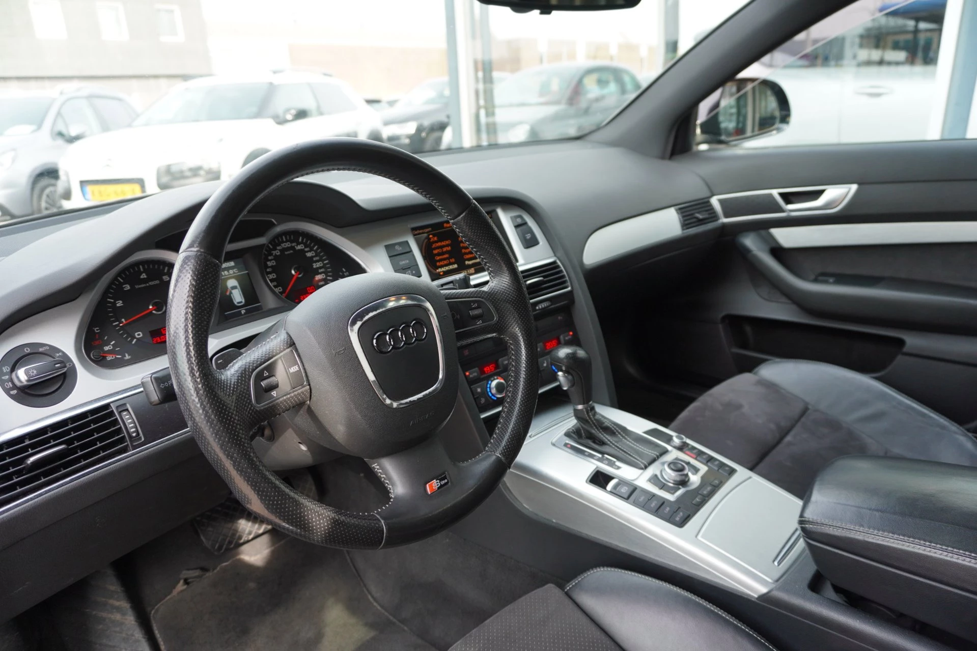 Hoofdafbeelding Audi A6