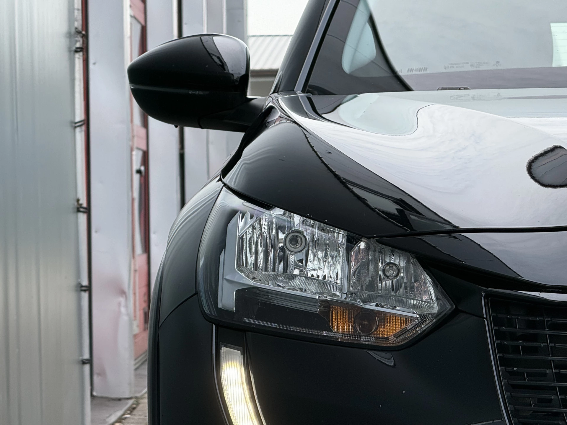 Hoofdafbeelding Peugeot e-208