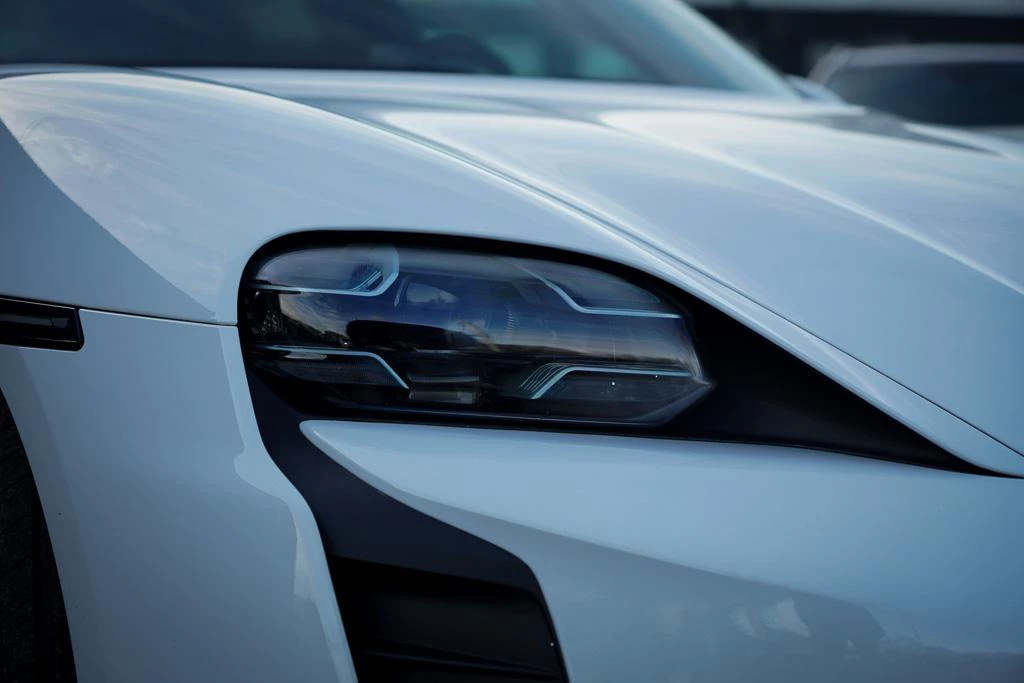 Hoofdafbeelding Porsche Taycan