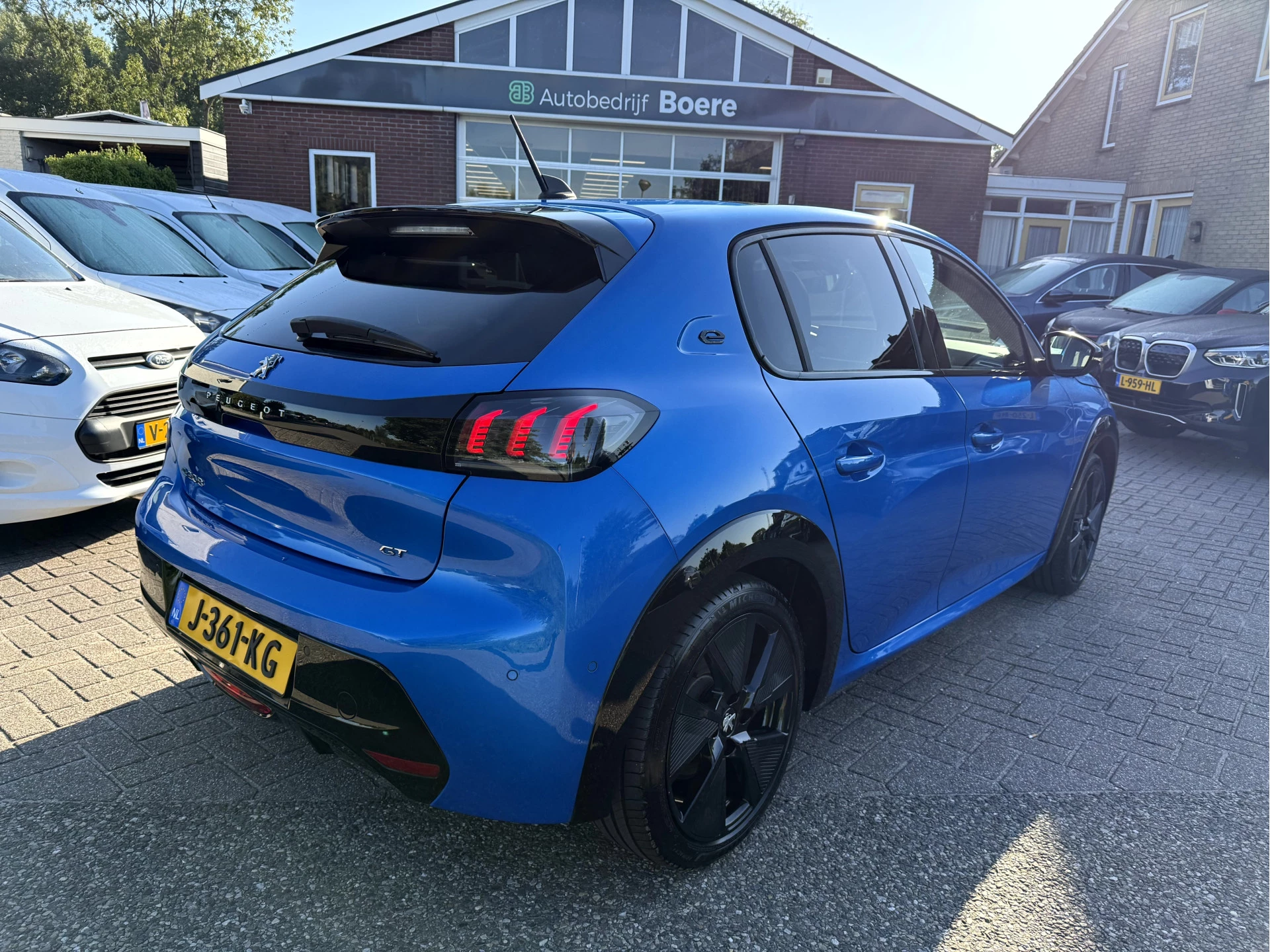 Hoofdafbeelding Peugeot e-208