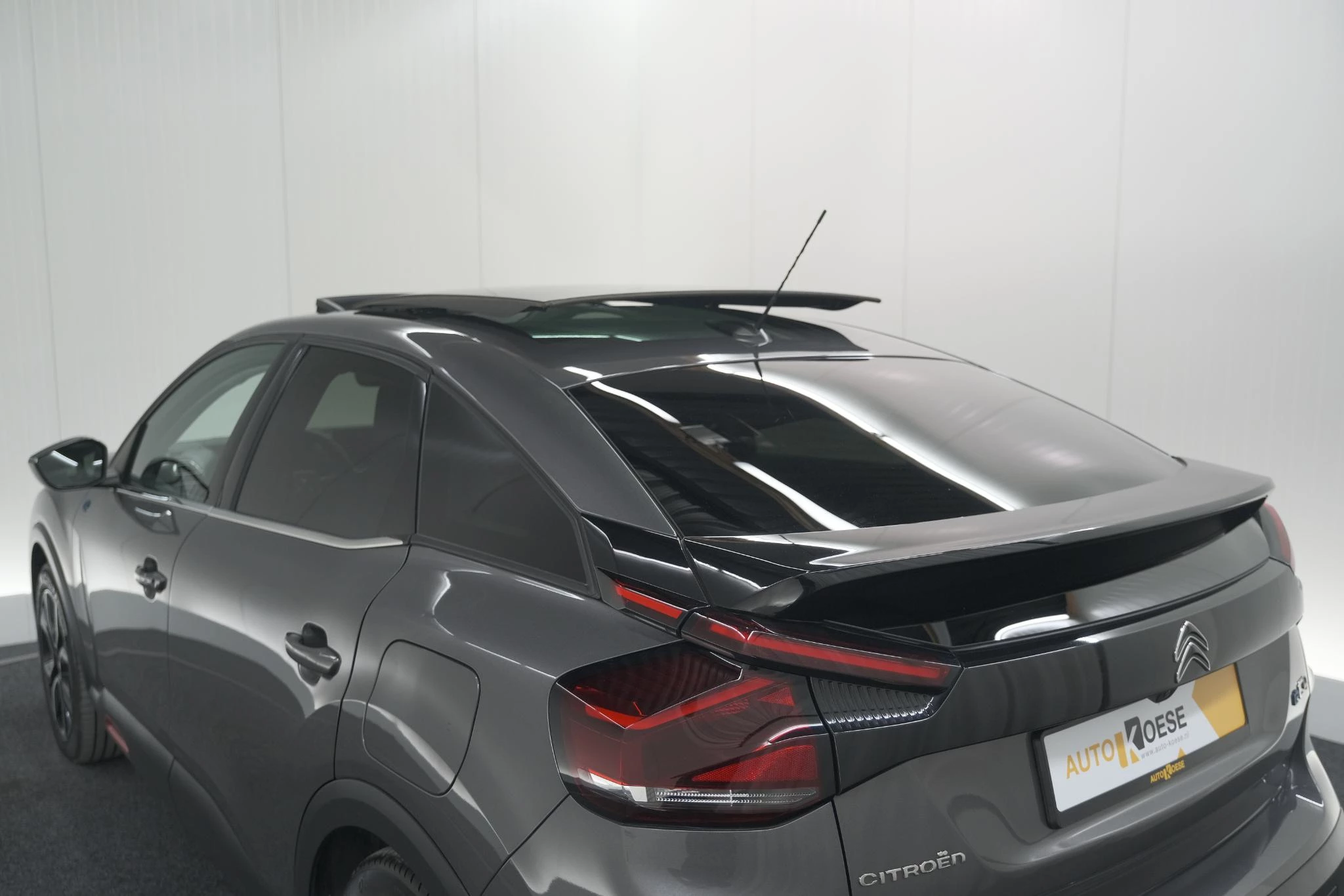 Hoofdafbeelding Citroën ë-C4