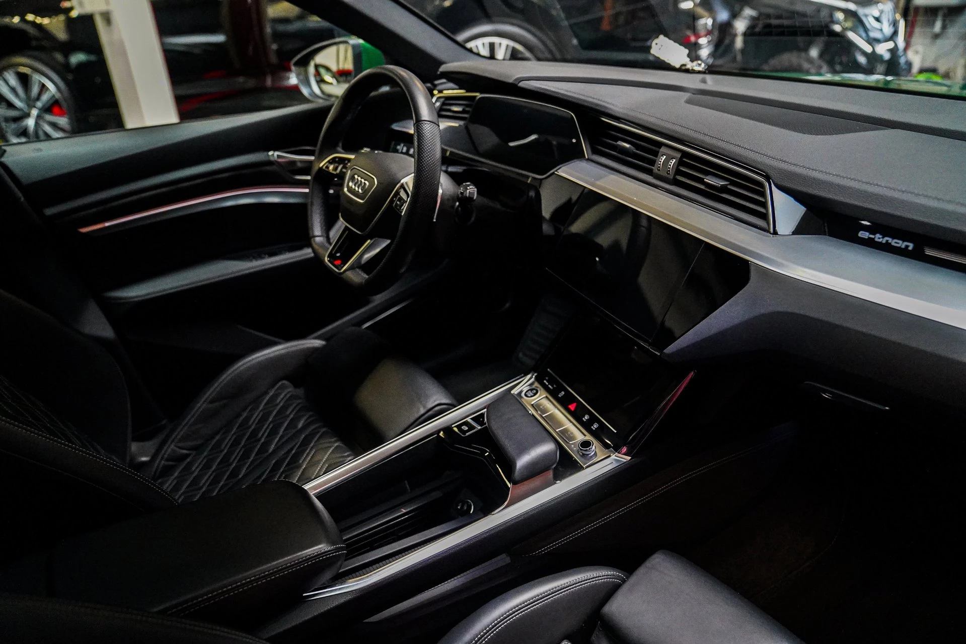 Hoofdafbeelding Audi e-tron