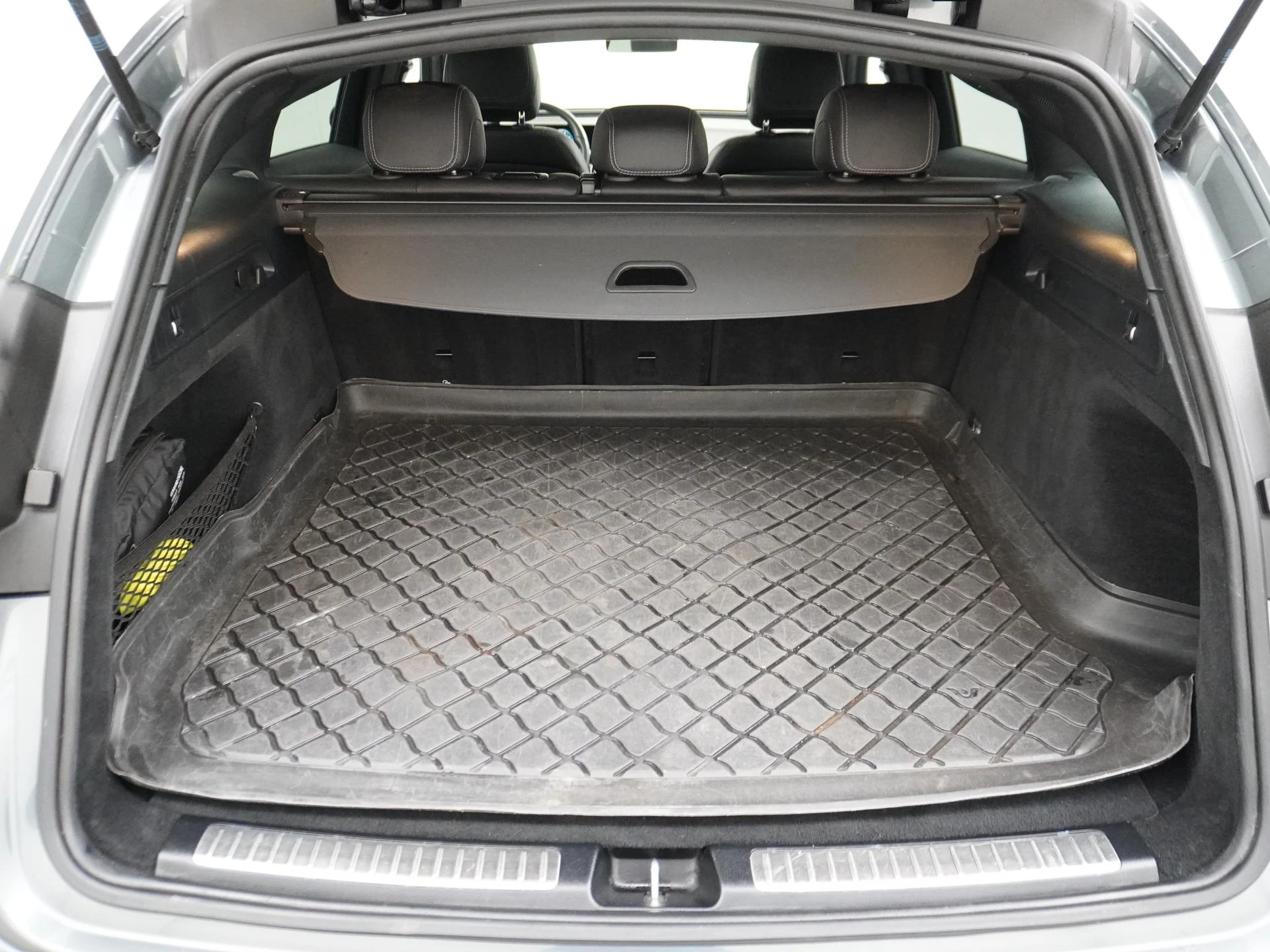 Hoofdafbeelding Mercedes-Benz EQC