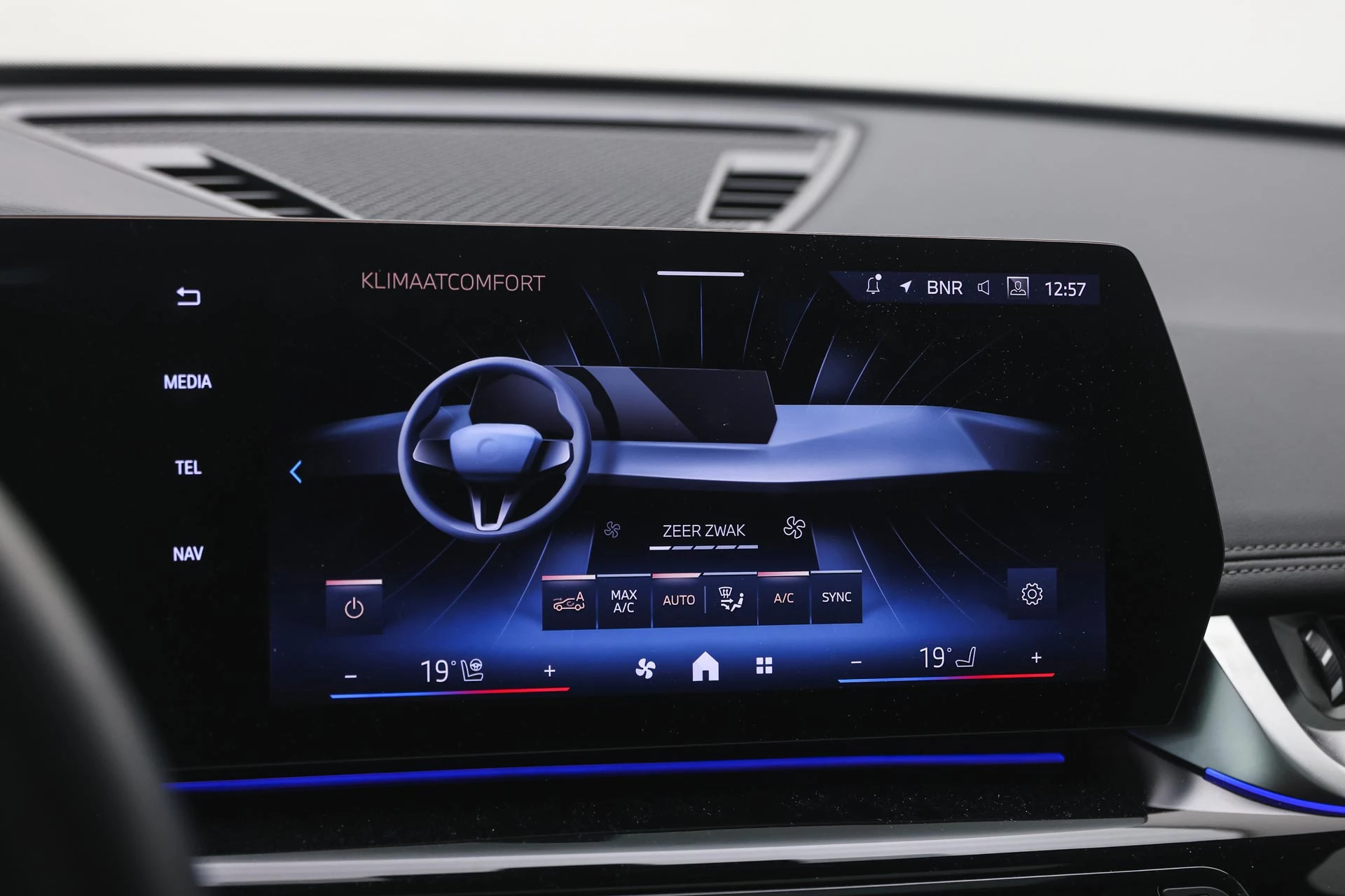 Hoofdafbeelding BMW iX1