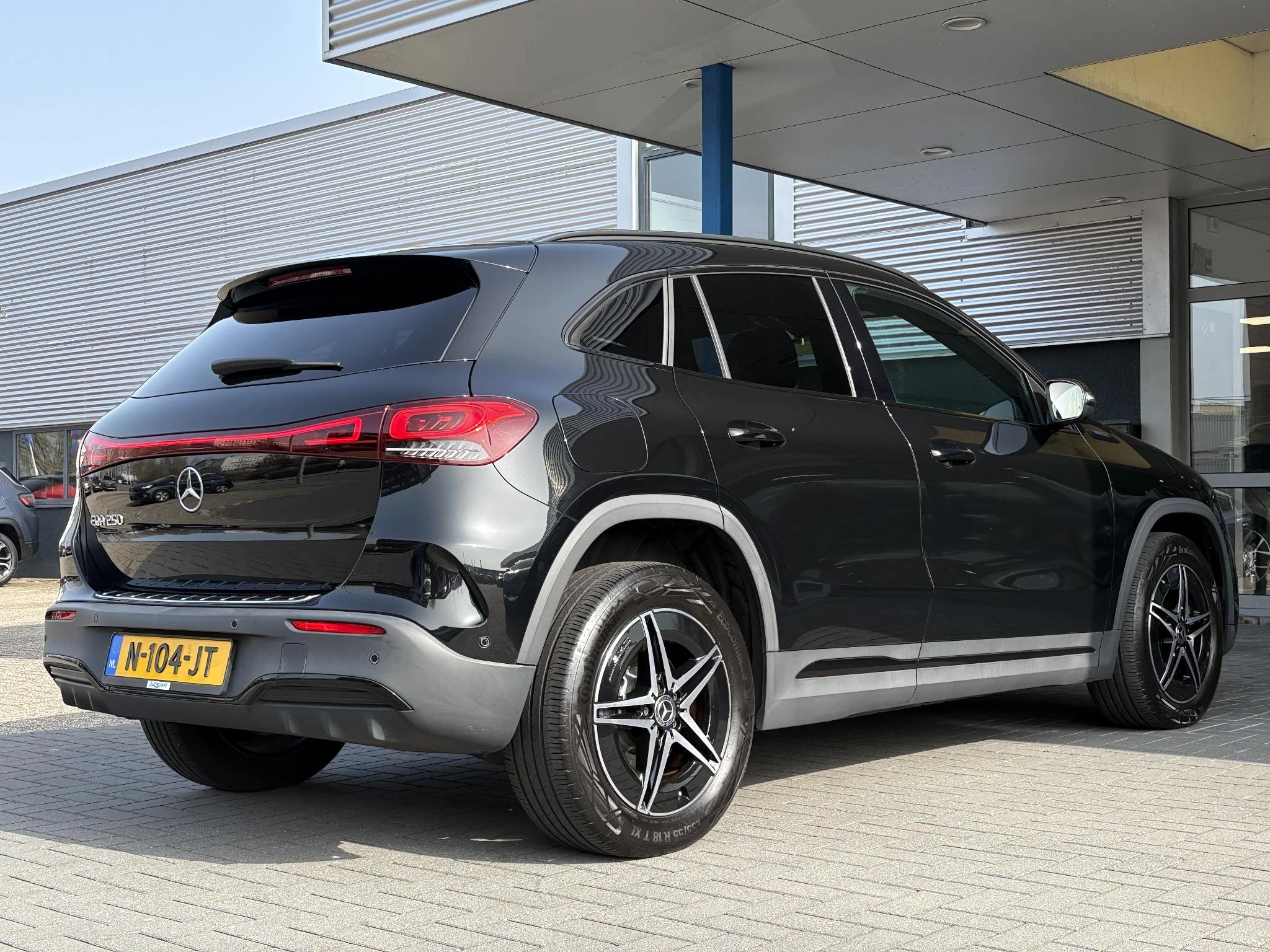 Hoofdafbeelding Mercedes-Benz EQA