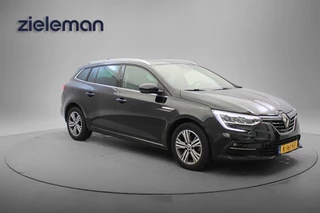 Hoofdafbeelding Renault Mégane Estate Renault Mégane Estate 1.3 TCe Intens Automaat - Digitaal Cockpit, Carplay, PDC