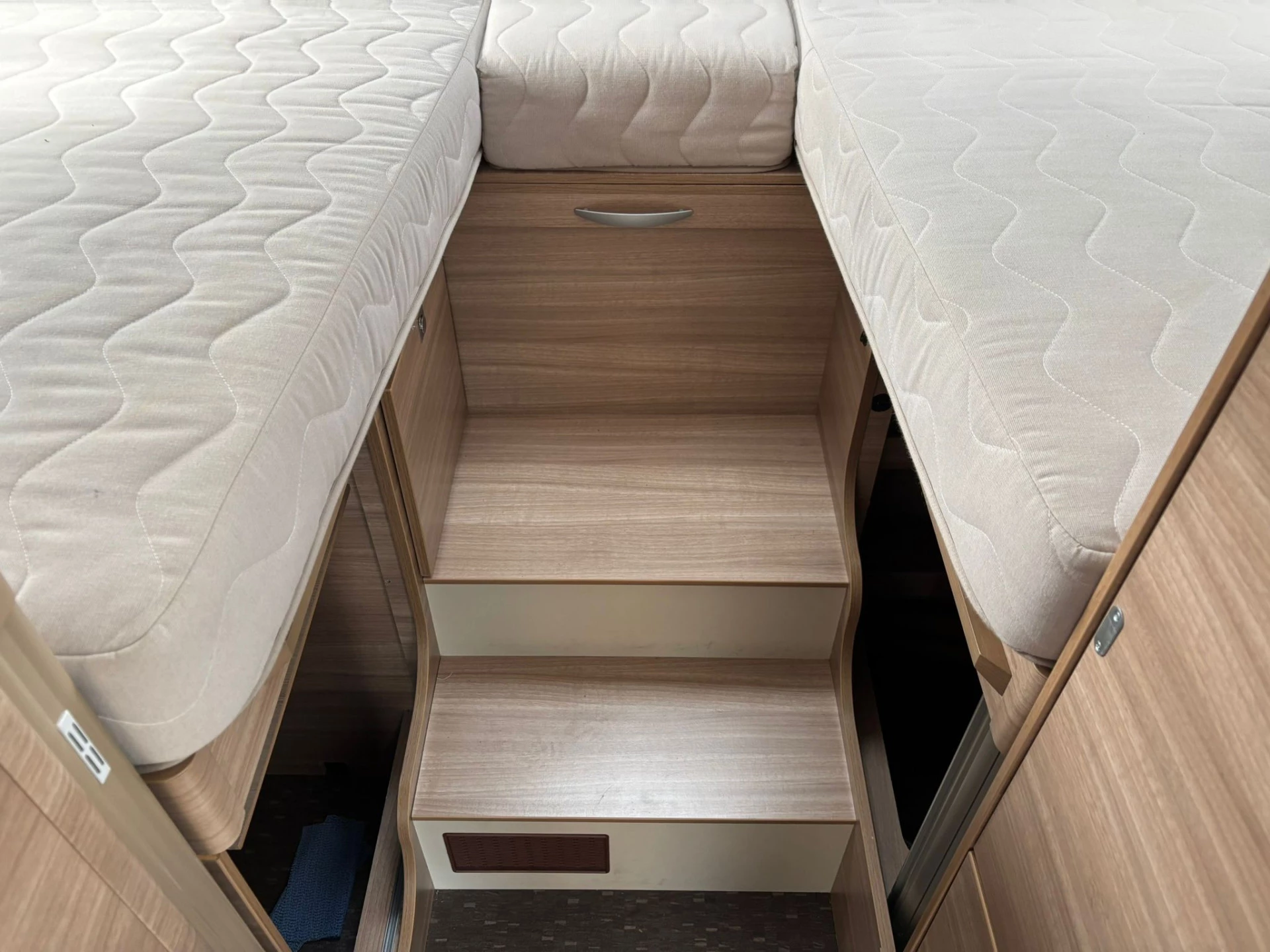 Hoofdafbeelding Adria CORAL S 670SL