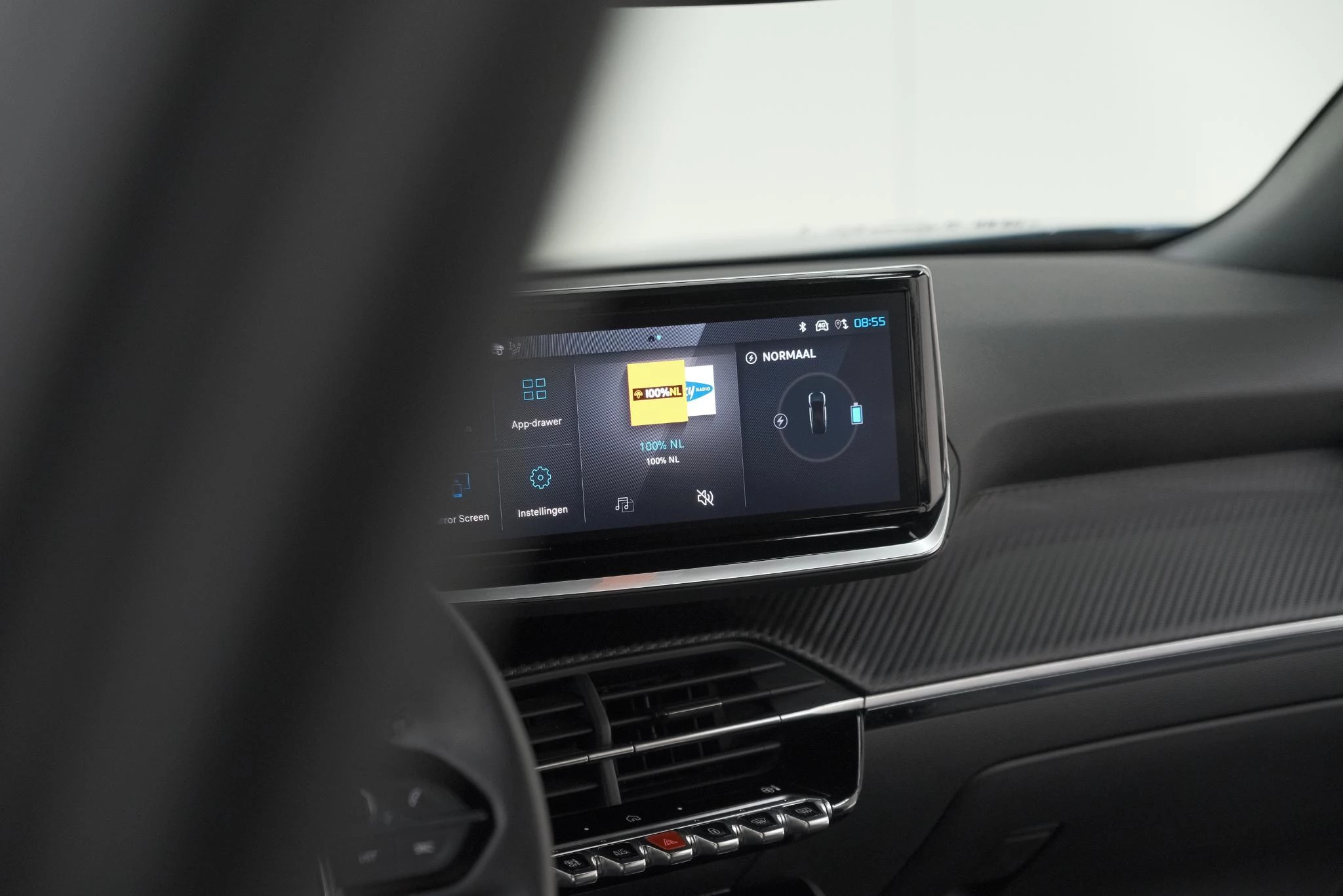 Hoofdafbeelding Peugeot e-2008