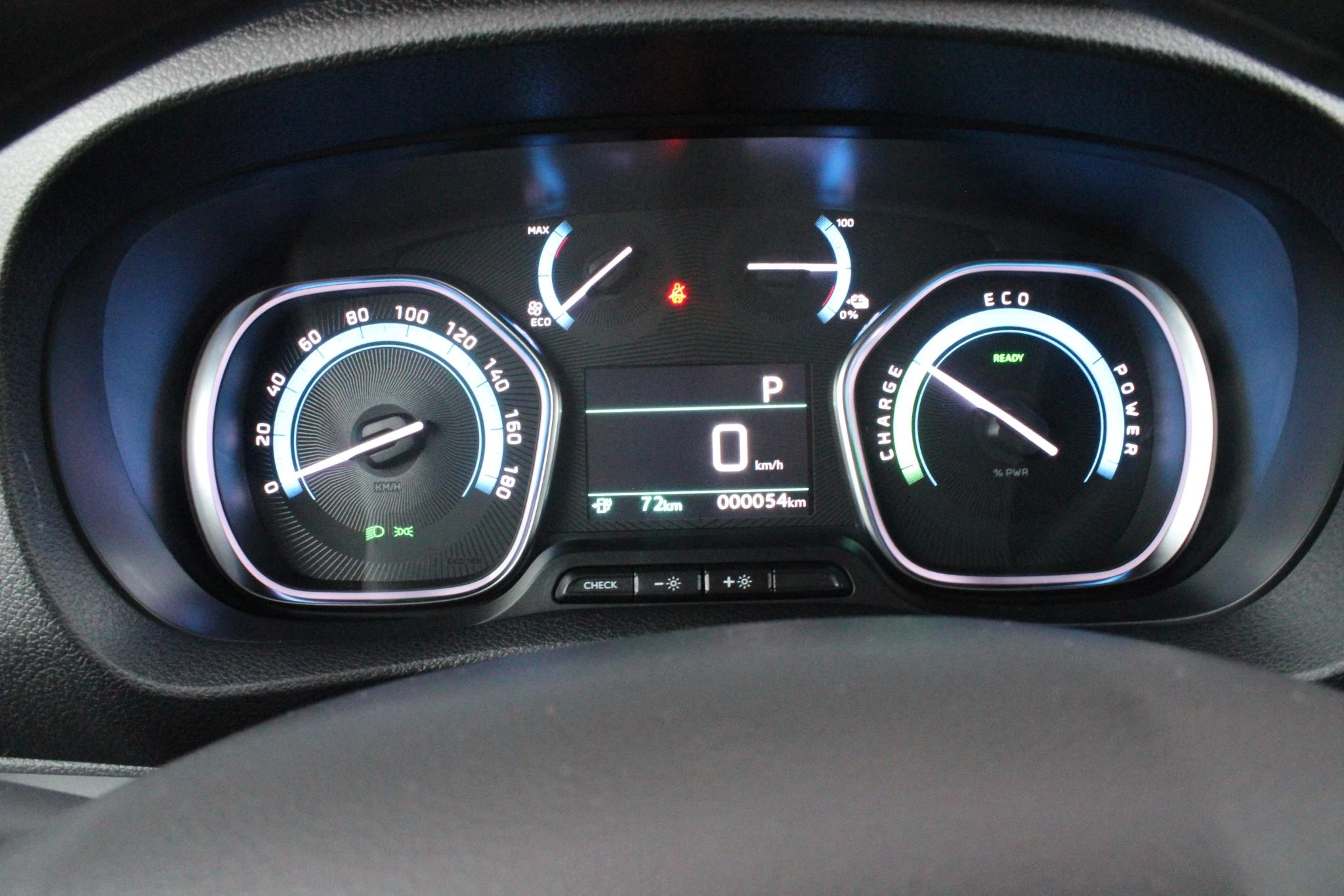 Hoofdafbeelding Peugeot e-Expert