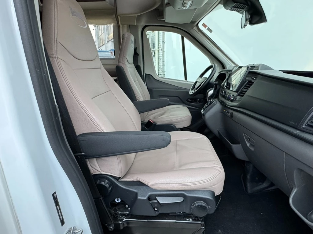 Hoofdafbeelding McLouis Carat 473