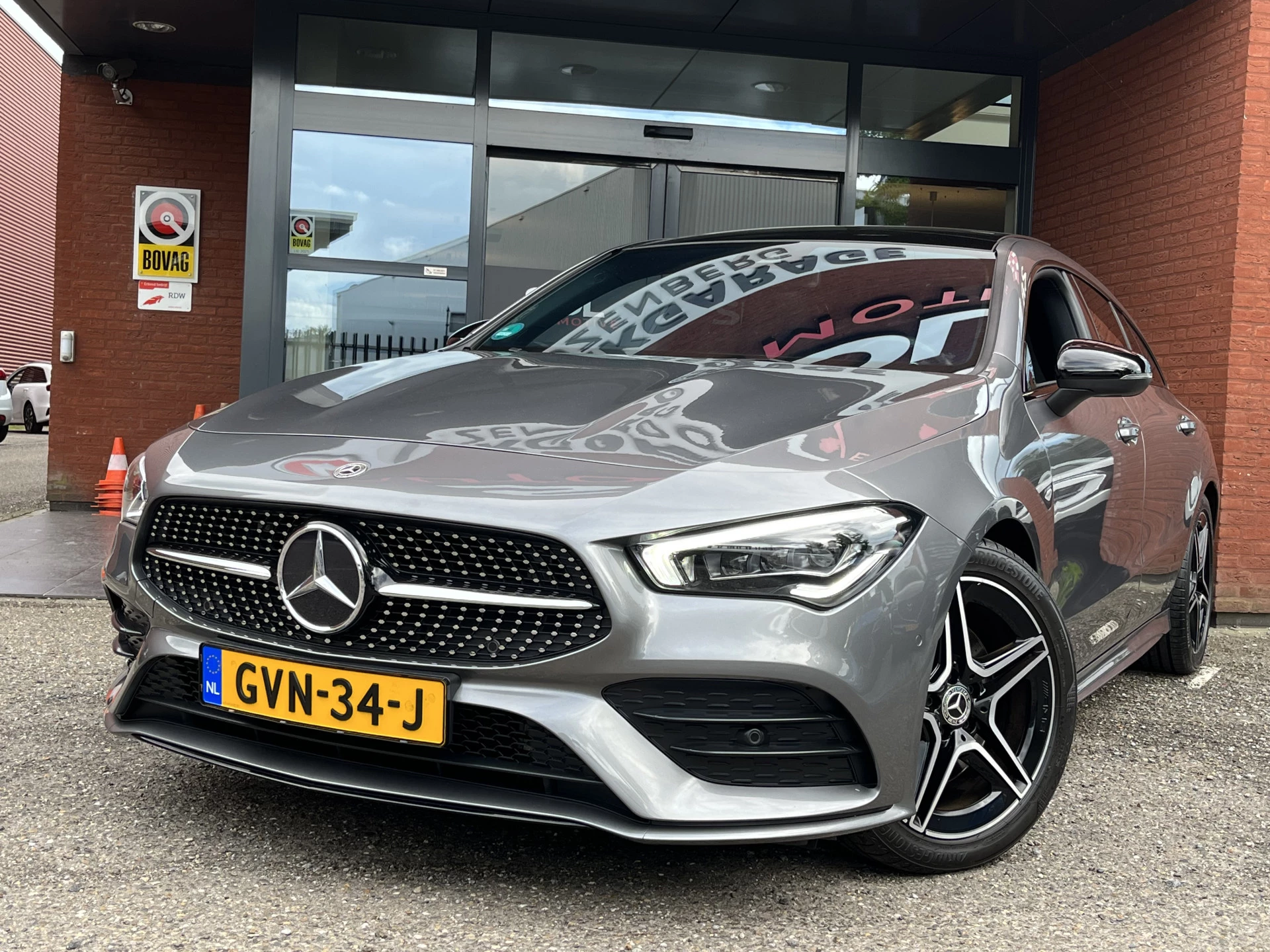 Hoofdafbeelding Mercedes-Benz CLA