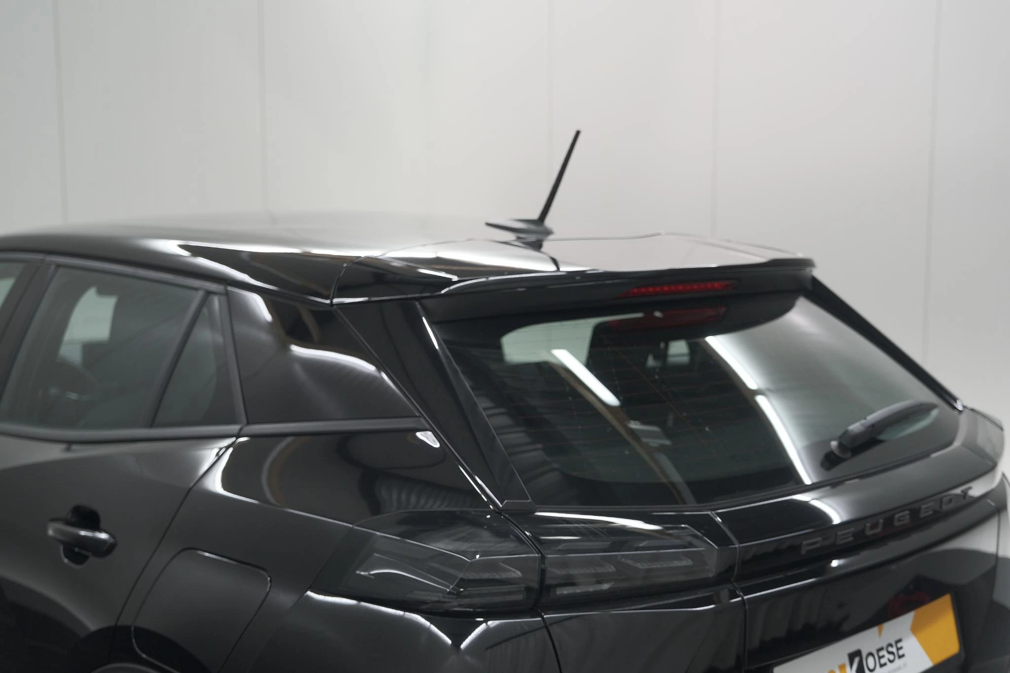 Hoofdafbeelding Peugeot e-2008