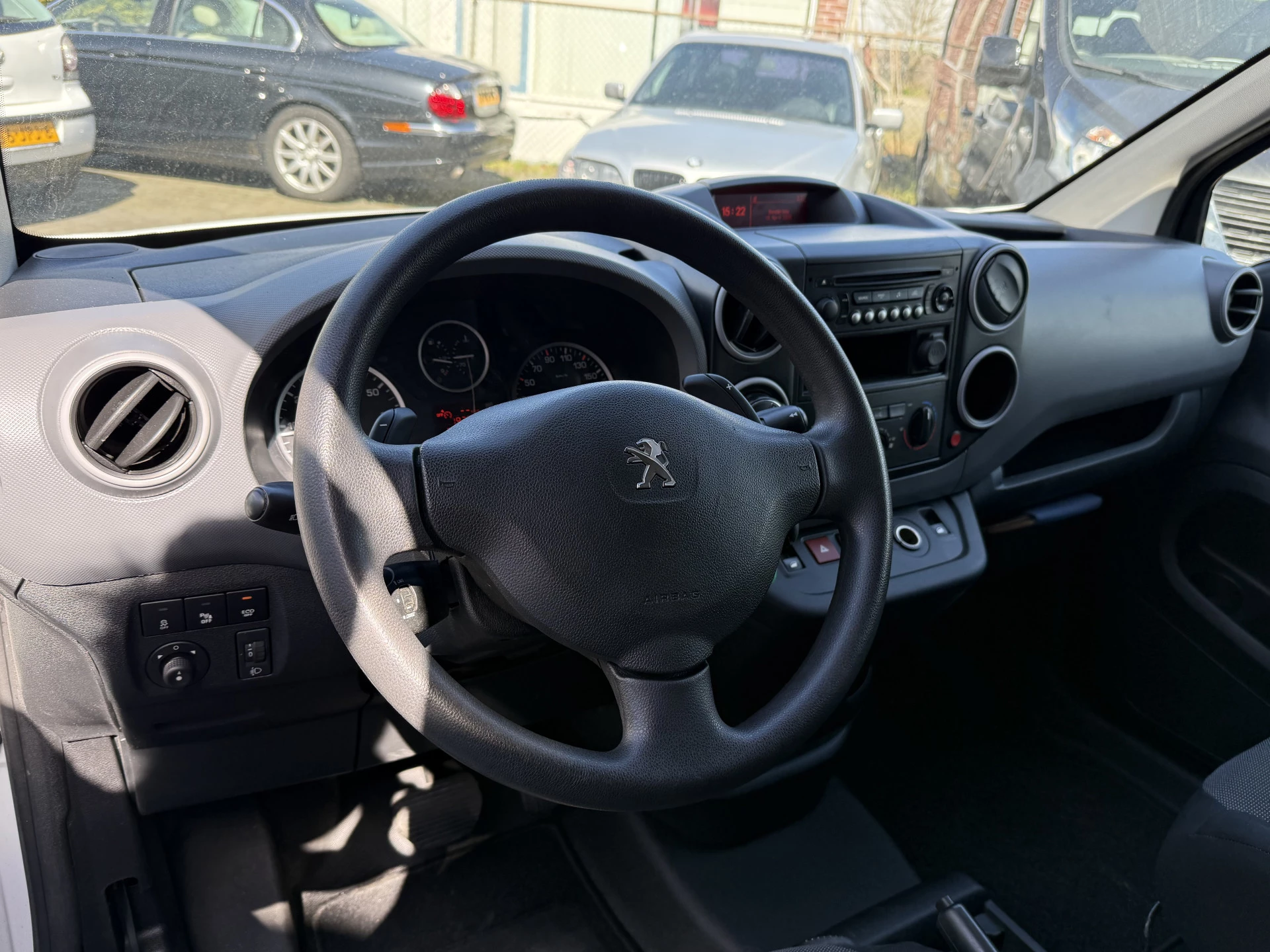 Hoofdafbeelding Peugeot Partner