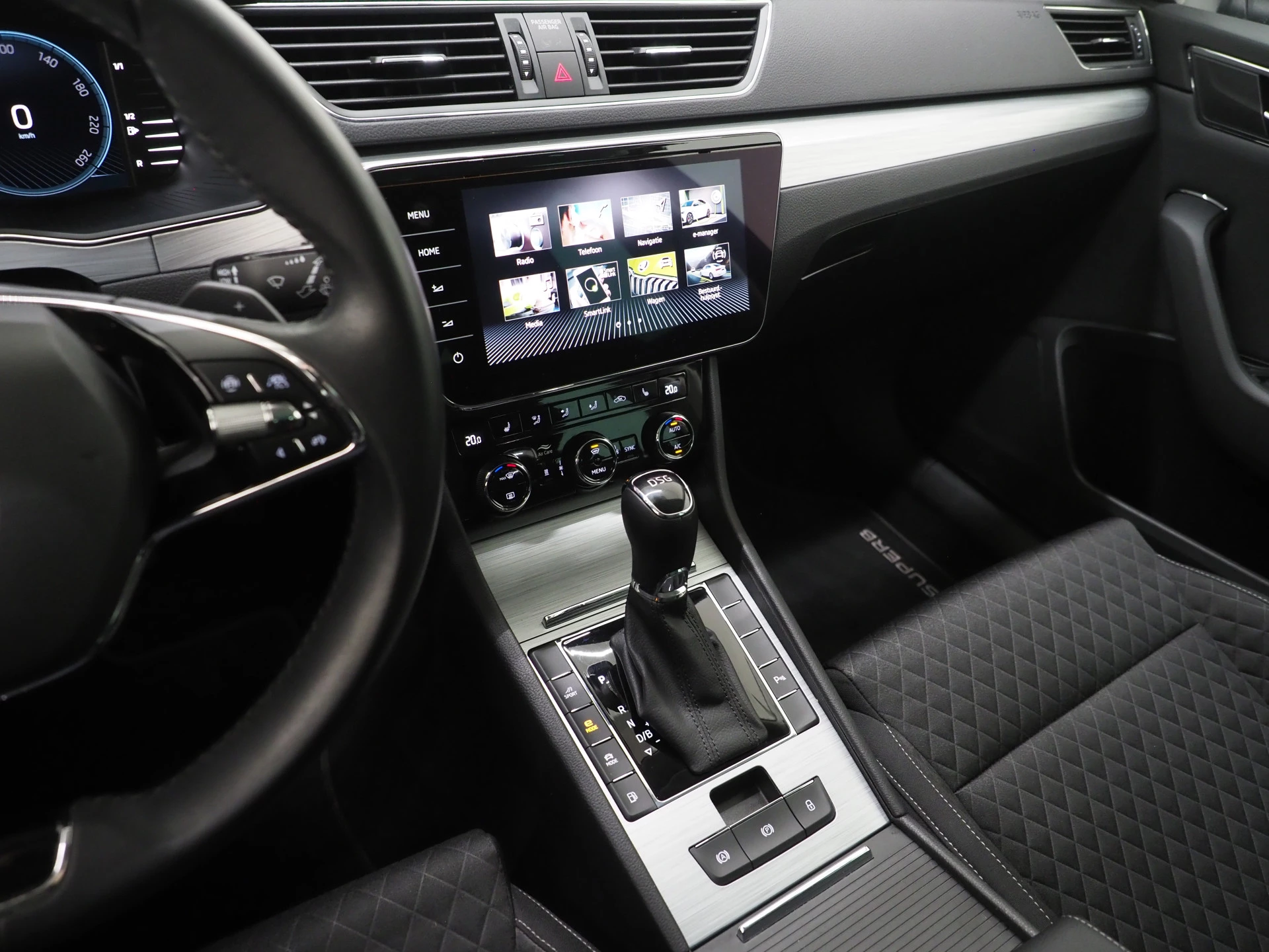 Hoofdafbeelding Škoda Superb