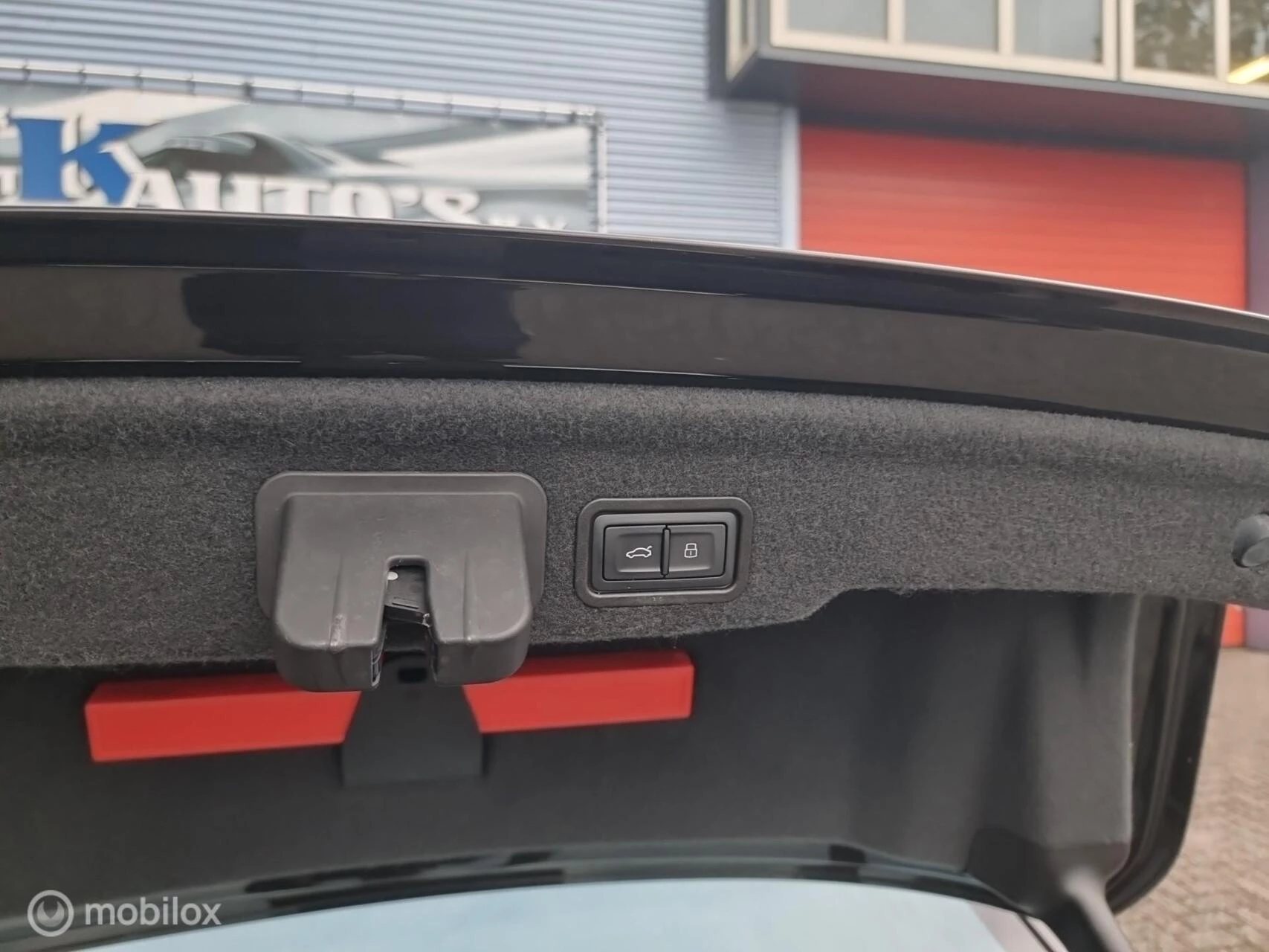Hoofdafbeelding Audi A8