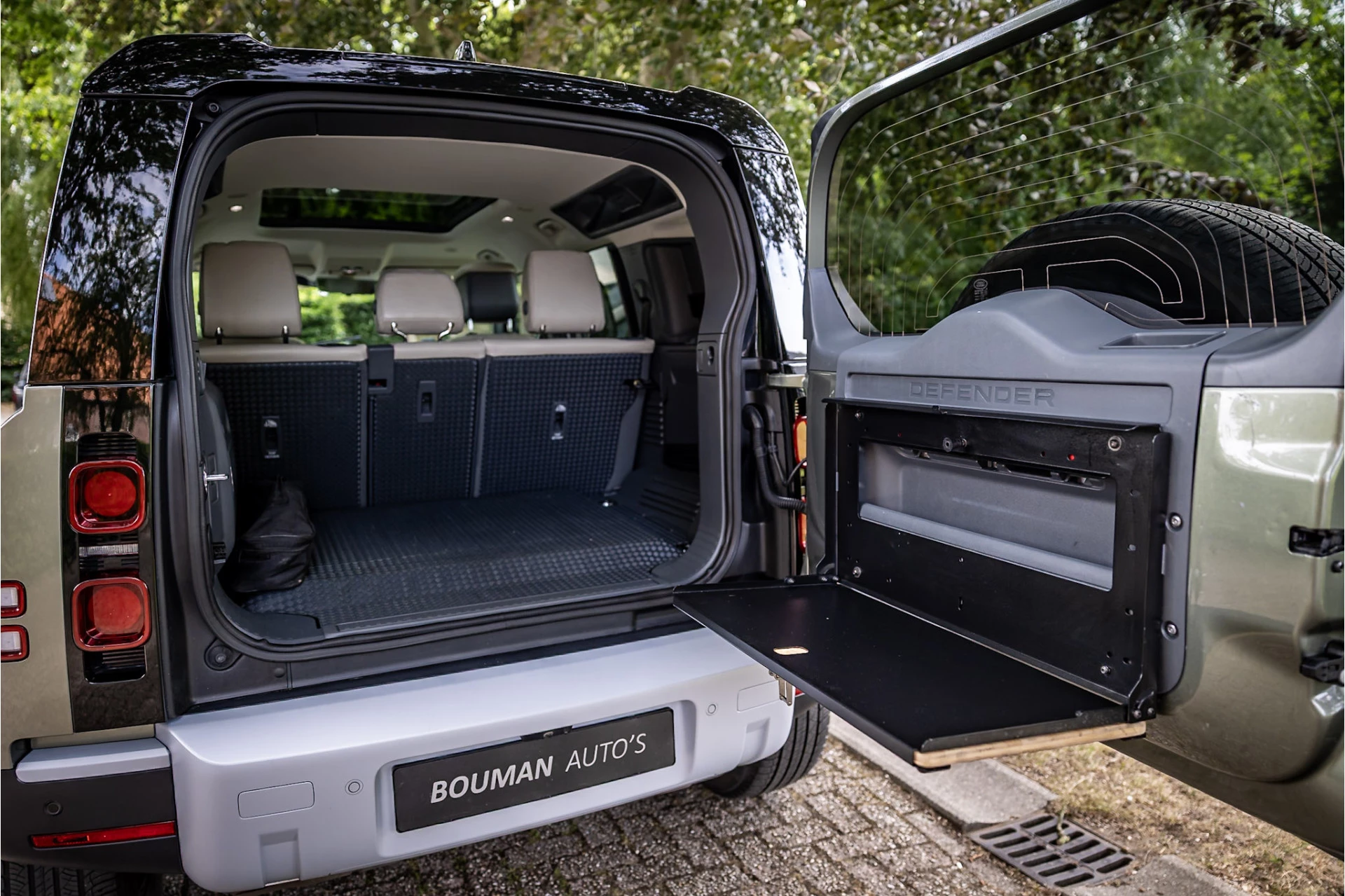Hoofdafbeelding Land Rover Defender
