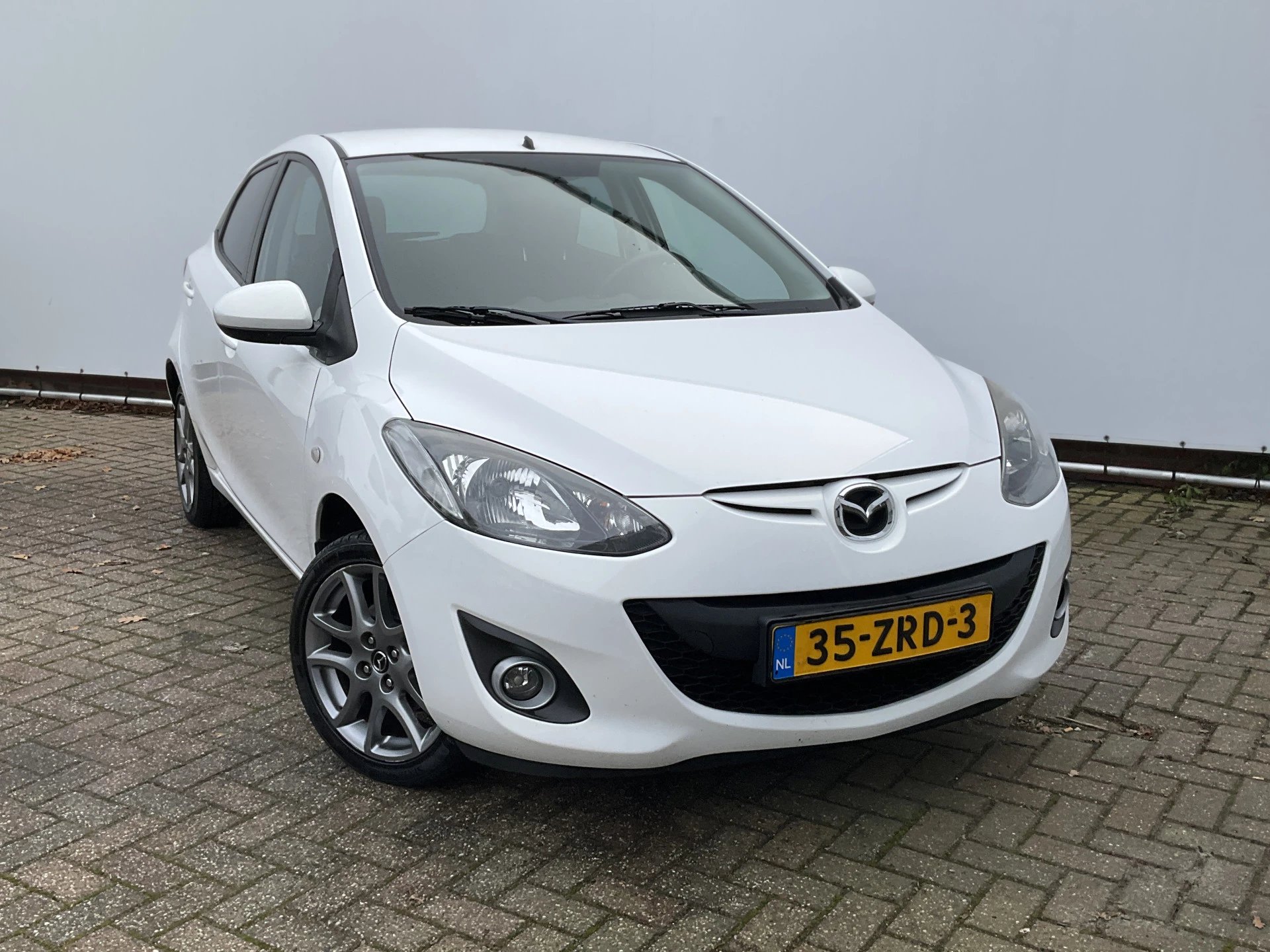 Hoofdafbeelding Mazda 2