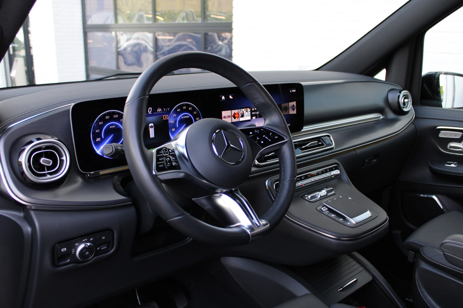 Hoofdafbeelding Mercedes-Benz EQV