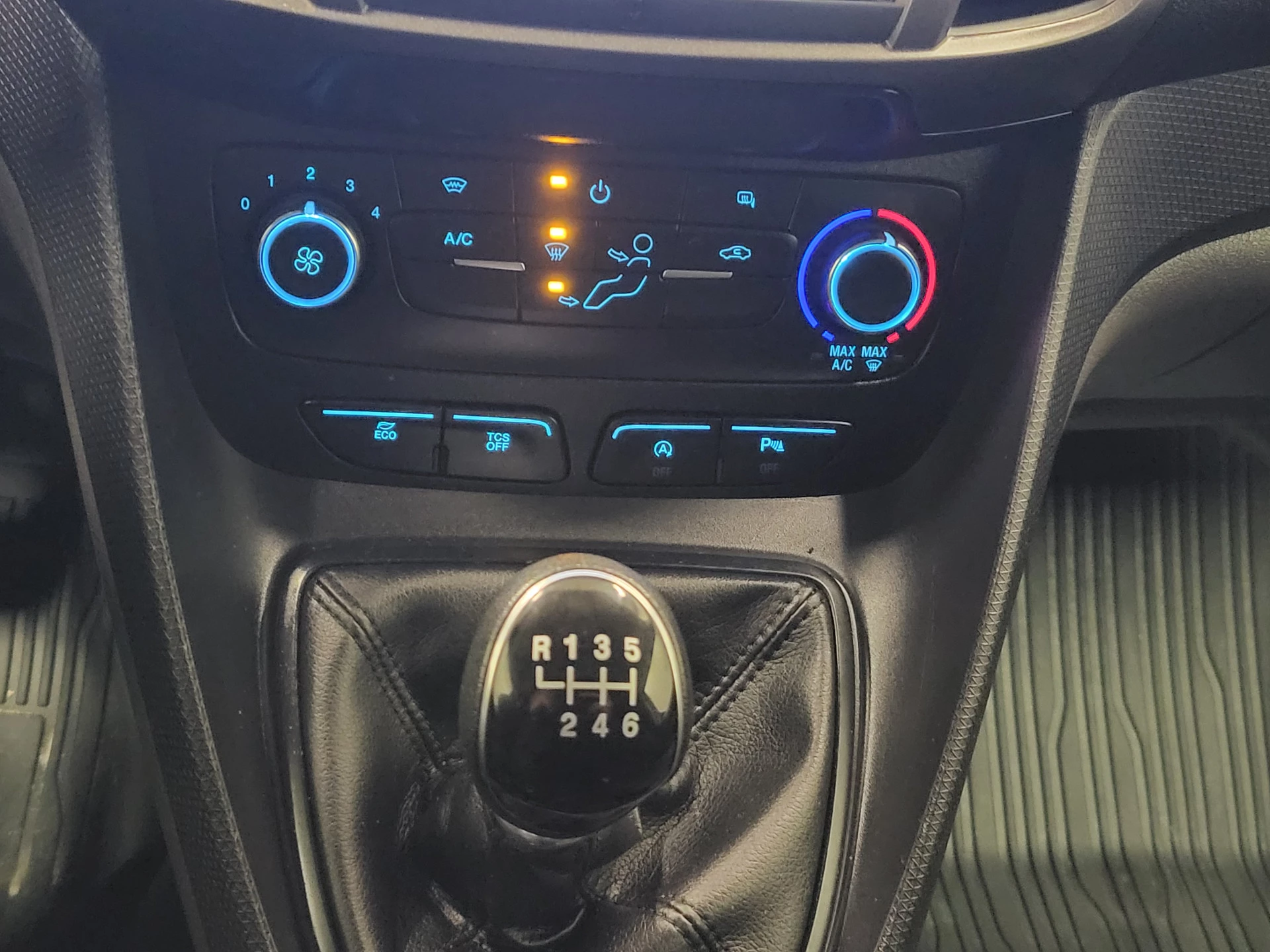 Hoofdafbeelding Ford Transit Connect