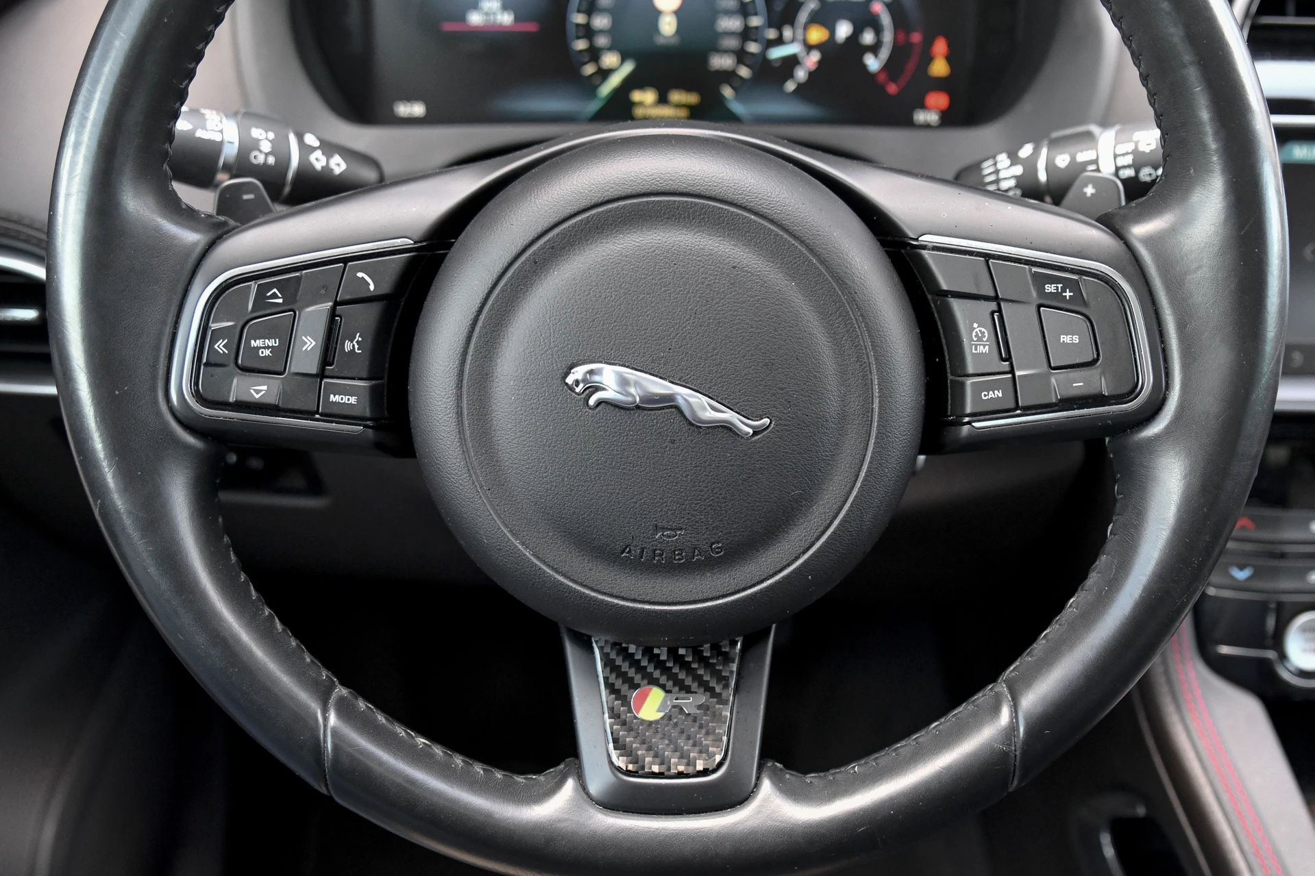 Hoofdafbeelding Jaguar F-PACE