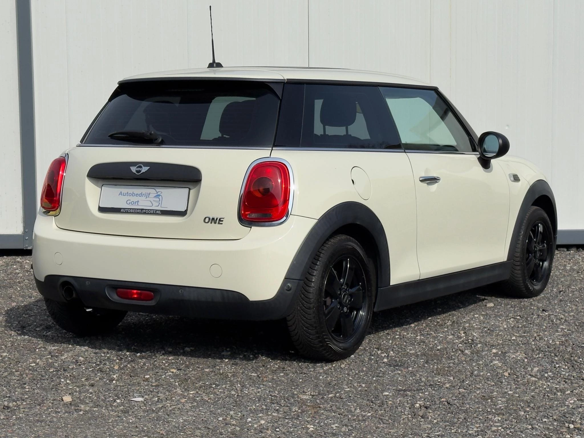 Hoofdafbeelding MINI One