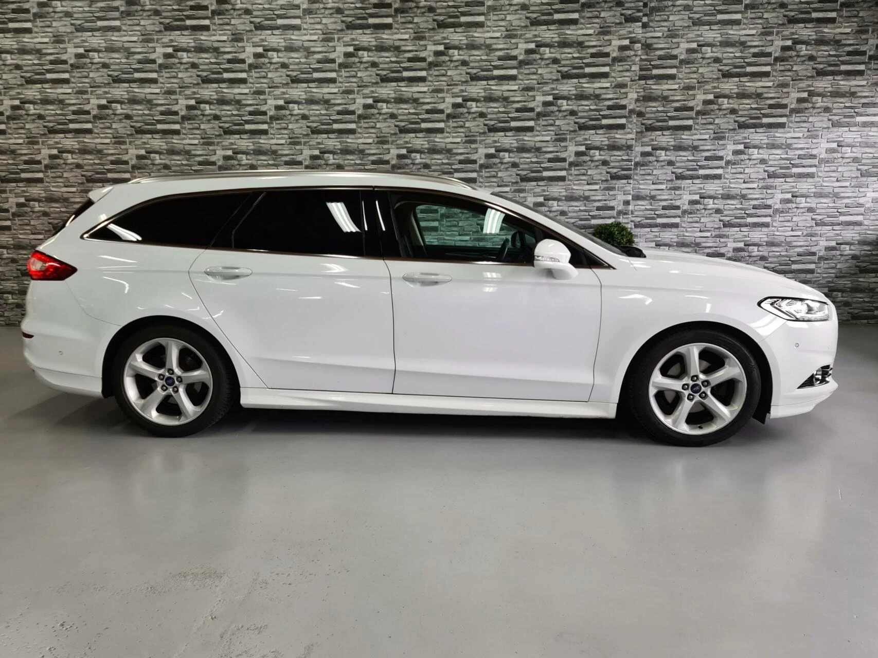 Hoofdafbeelding Ford Mondeo